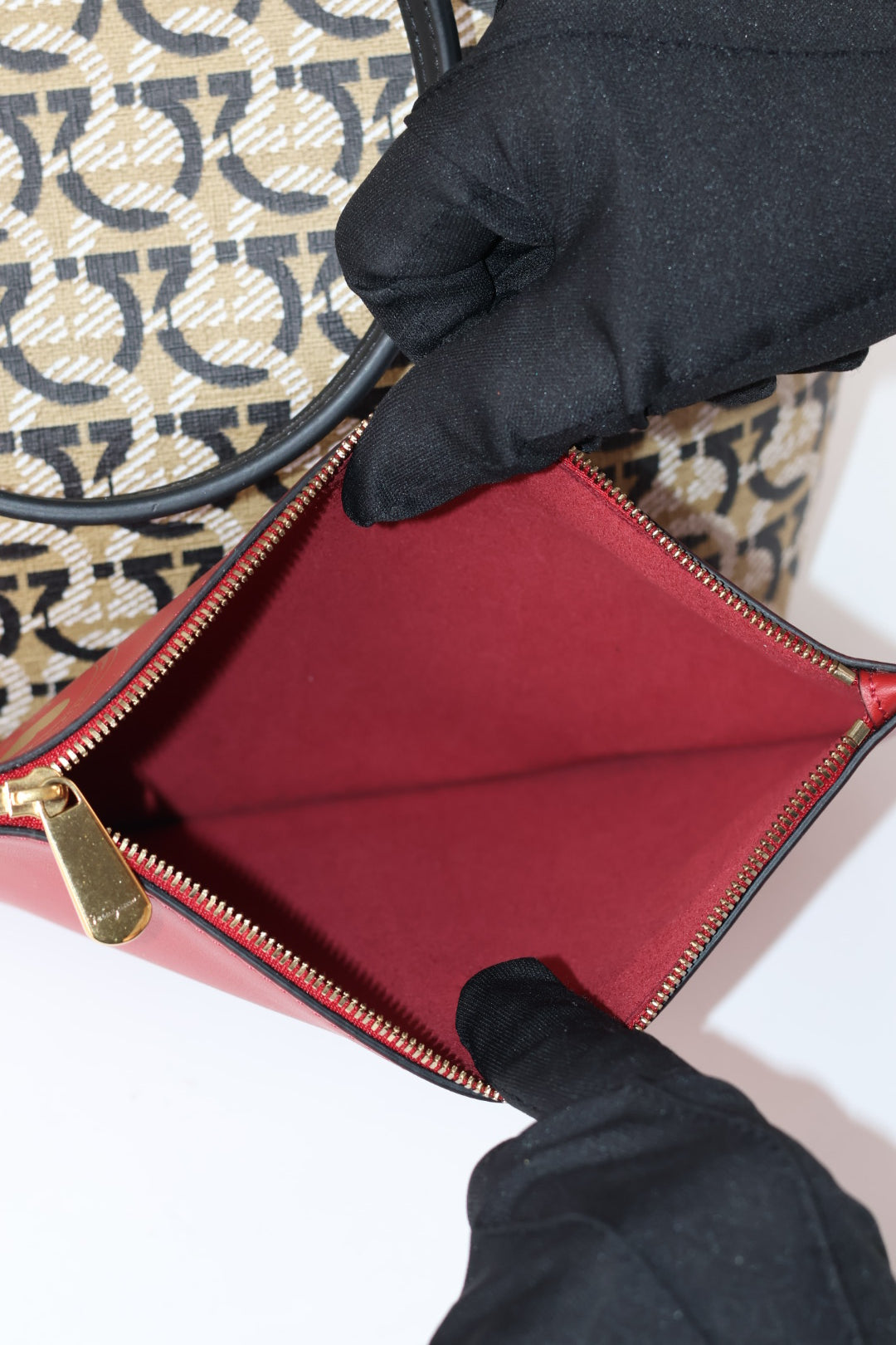 Ferragamo Tote Gancini