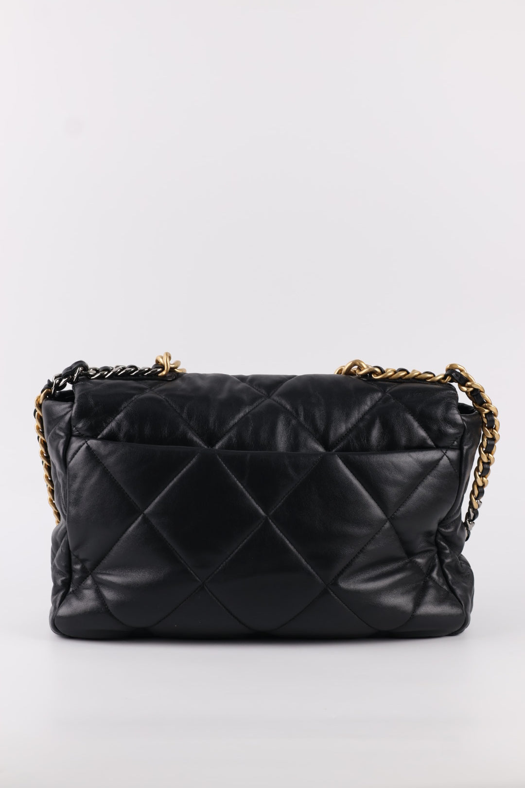 Chanel 19 Large in Pelle