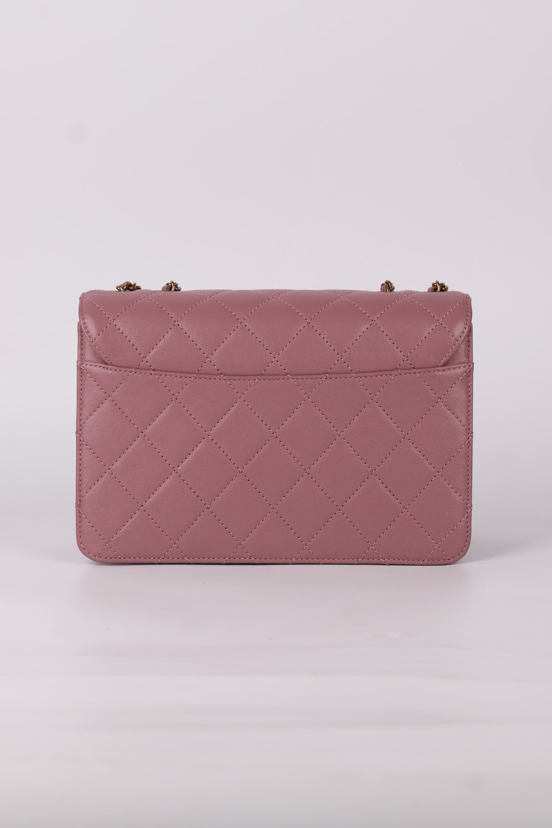 Chanel Beauty Lock Matelassé