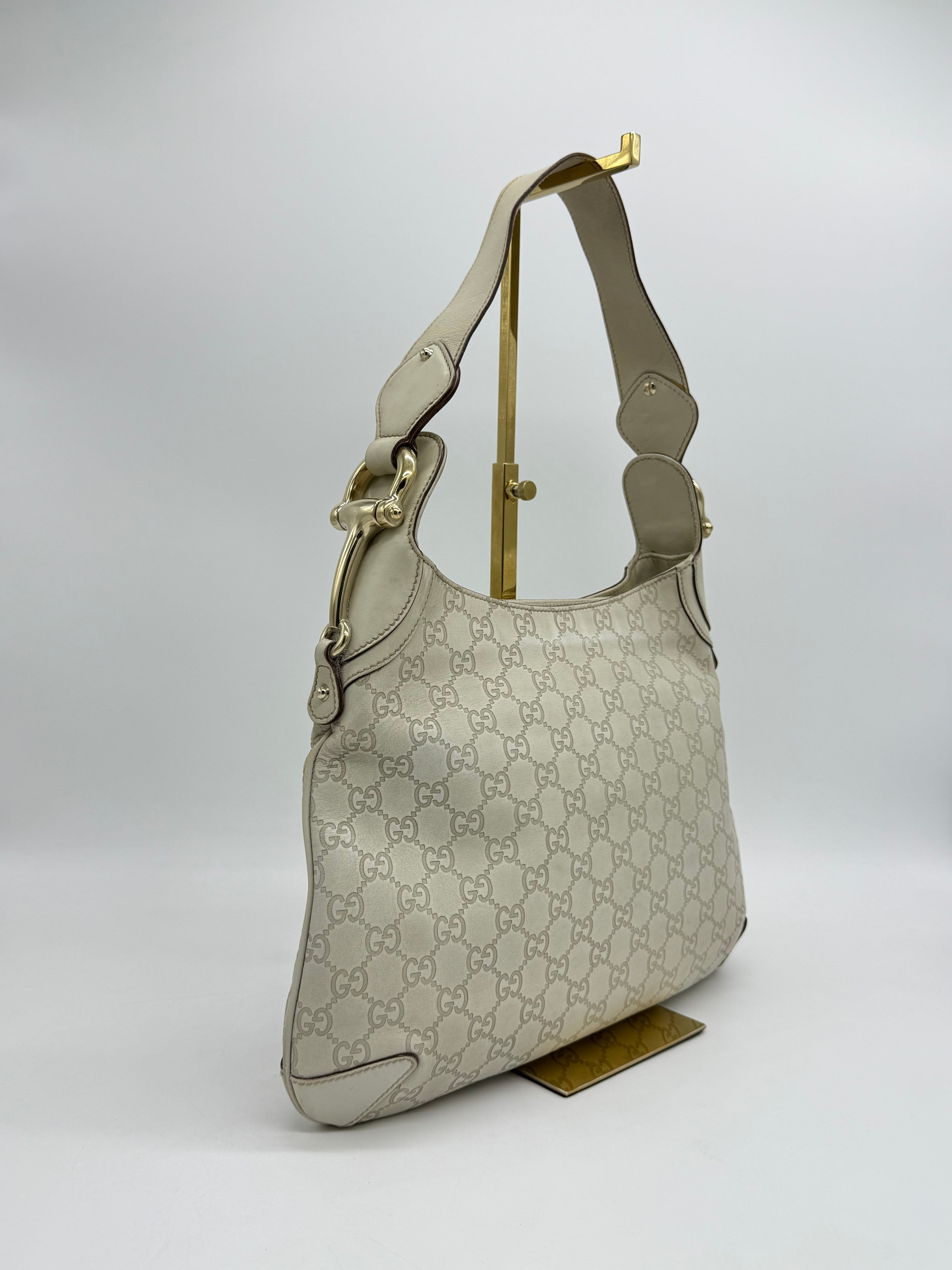 Gucci Hobo GG Signature