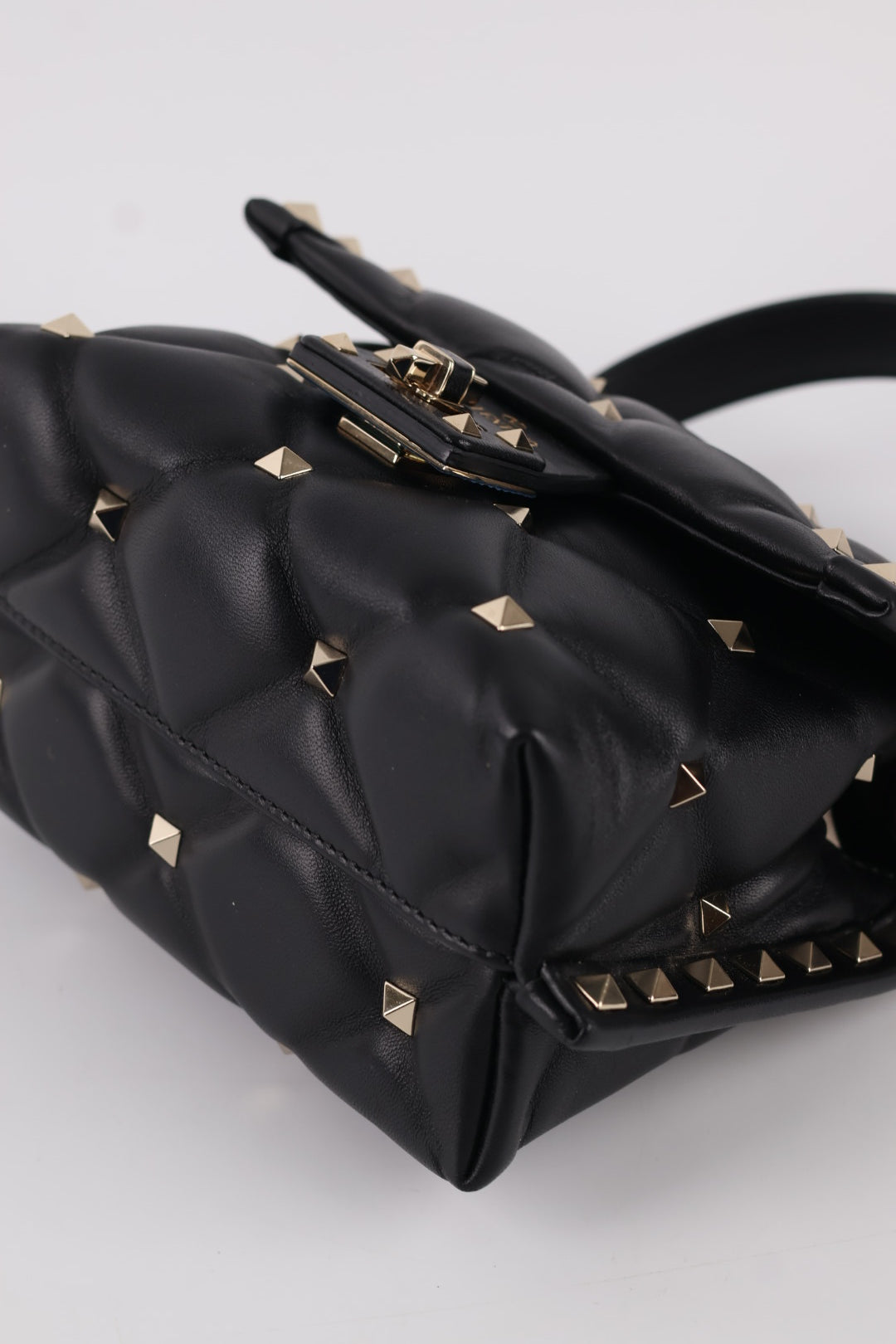 Valentino Candystud in Pelle