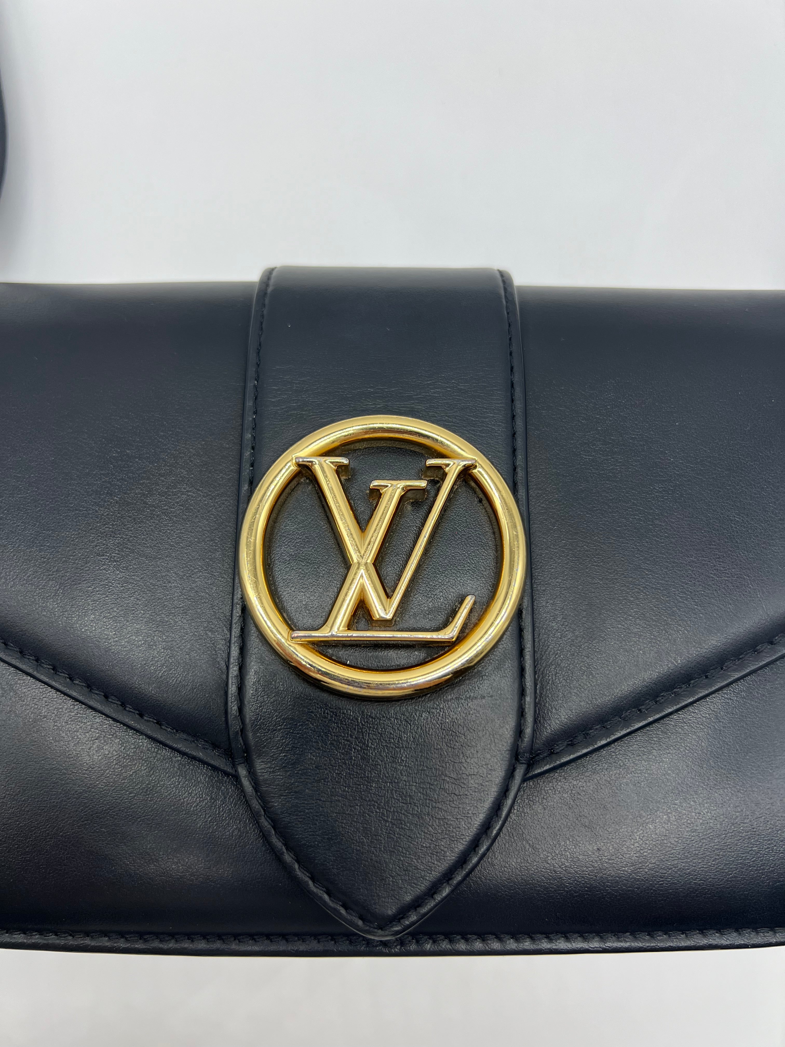 Louis Vuitton Pont 9