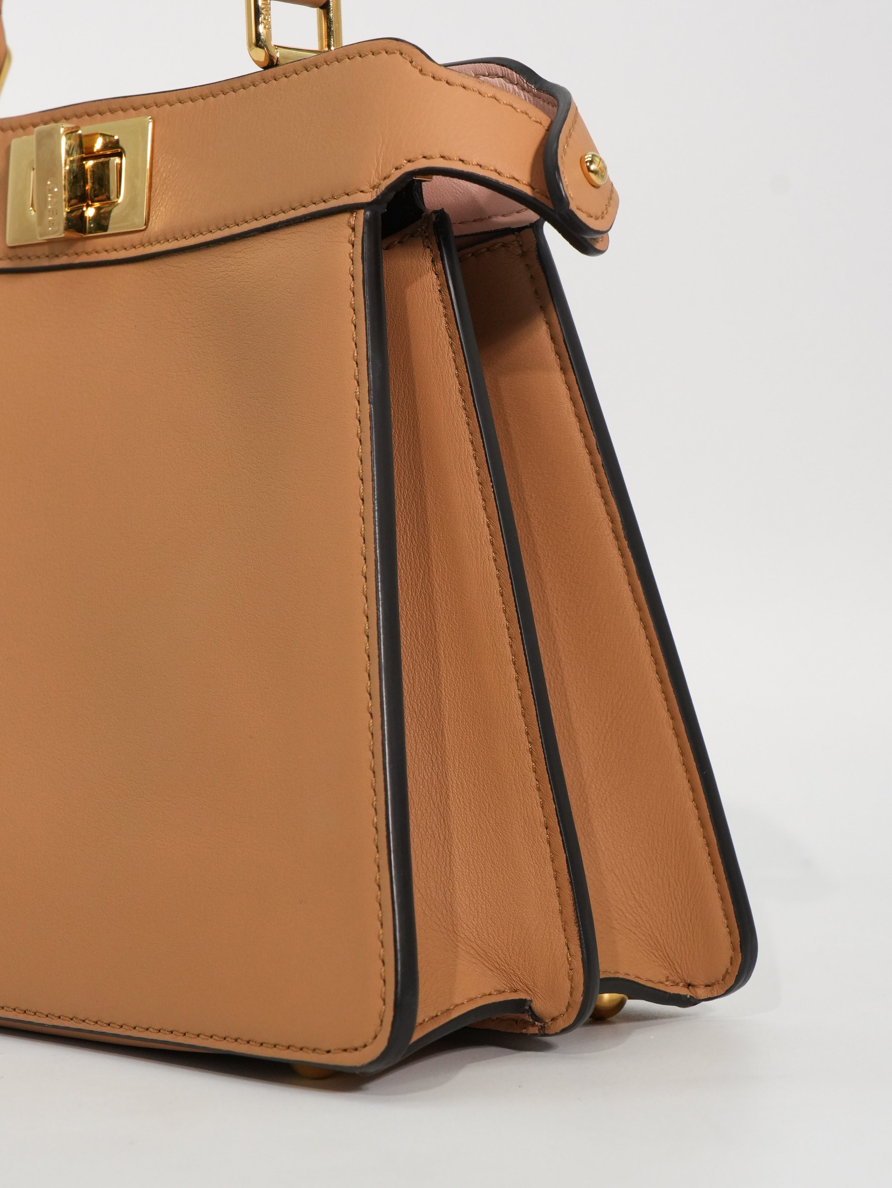 Fendi Peekaboo Iseeu Small