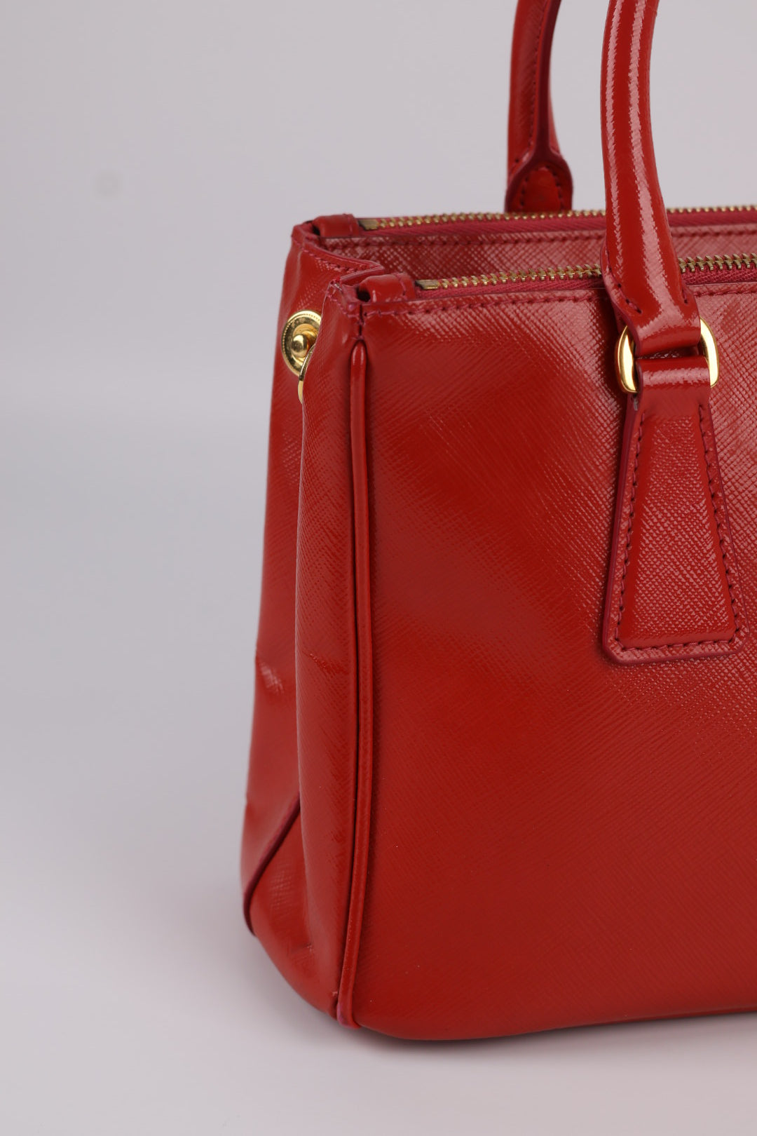 Prada Galleria Small Saffiano