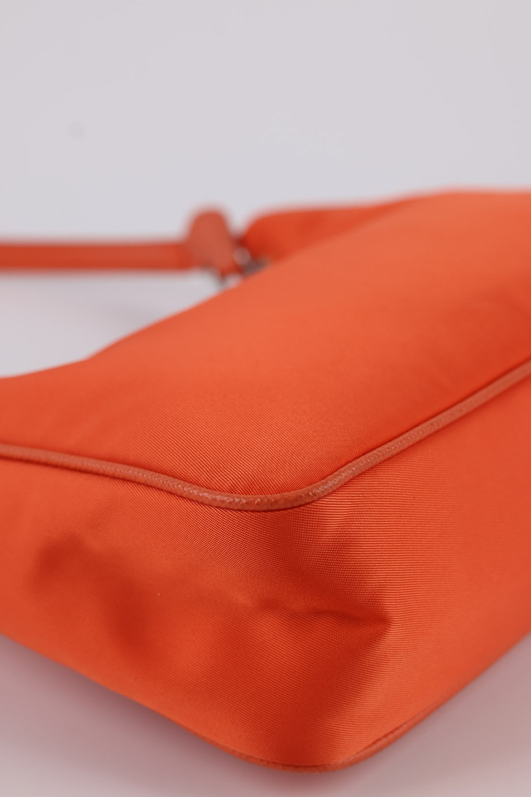 Prada Re-Edition 2005 Nylon