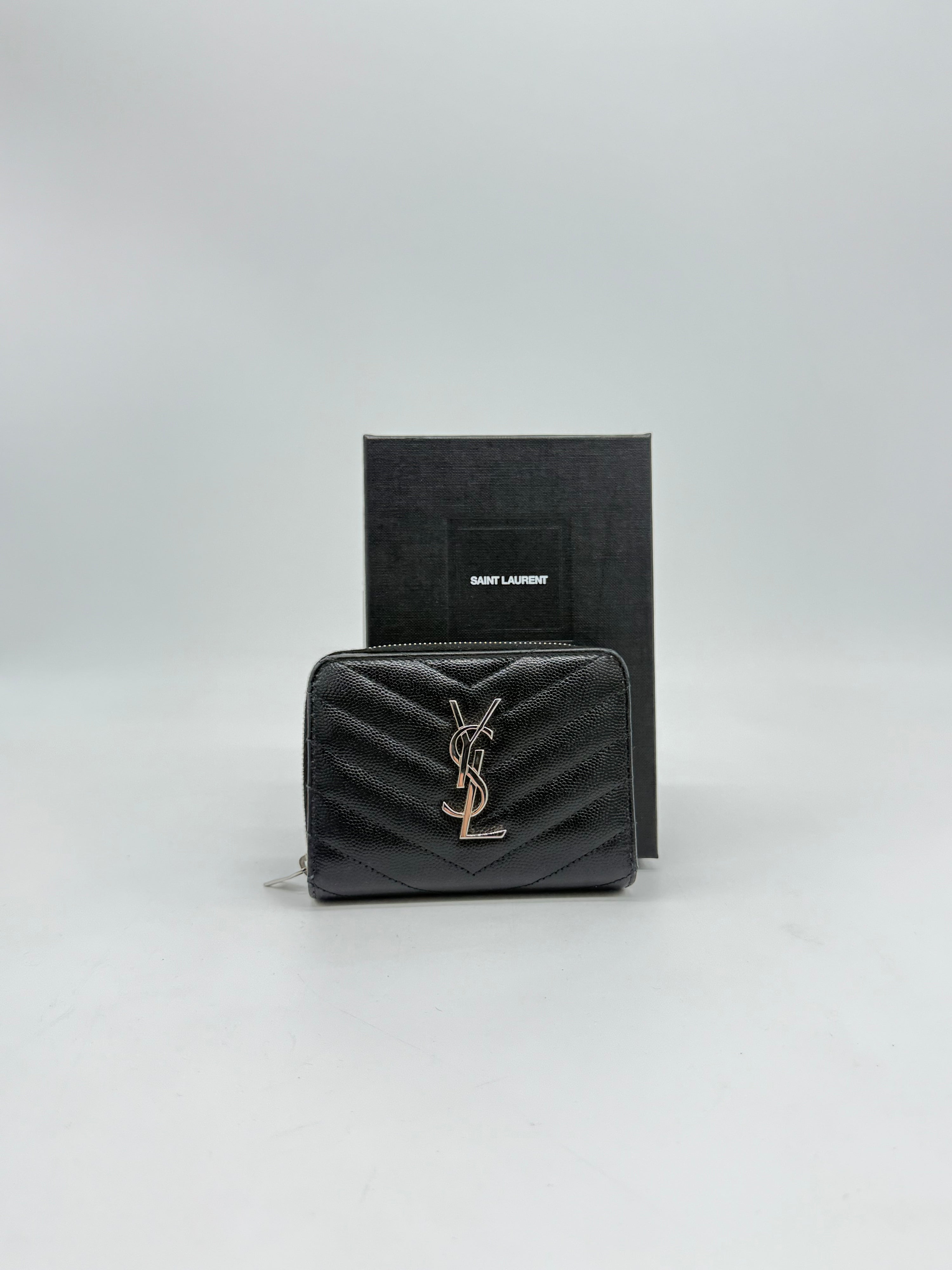 Saint Laurent Portafoglio Cassandre con Zip