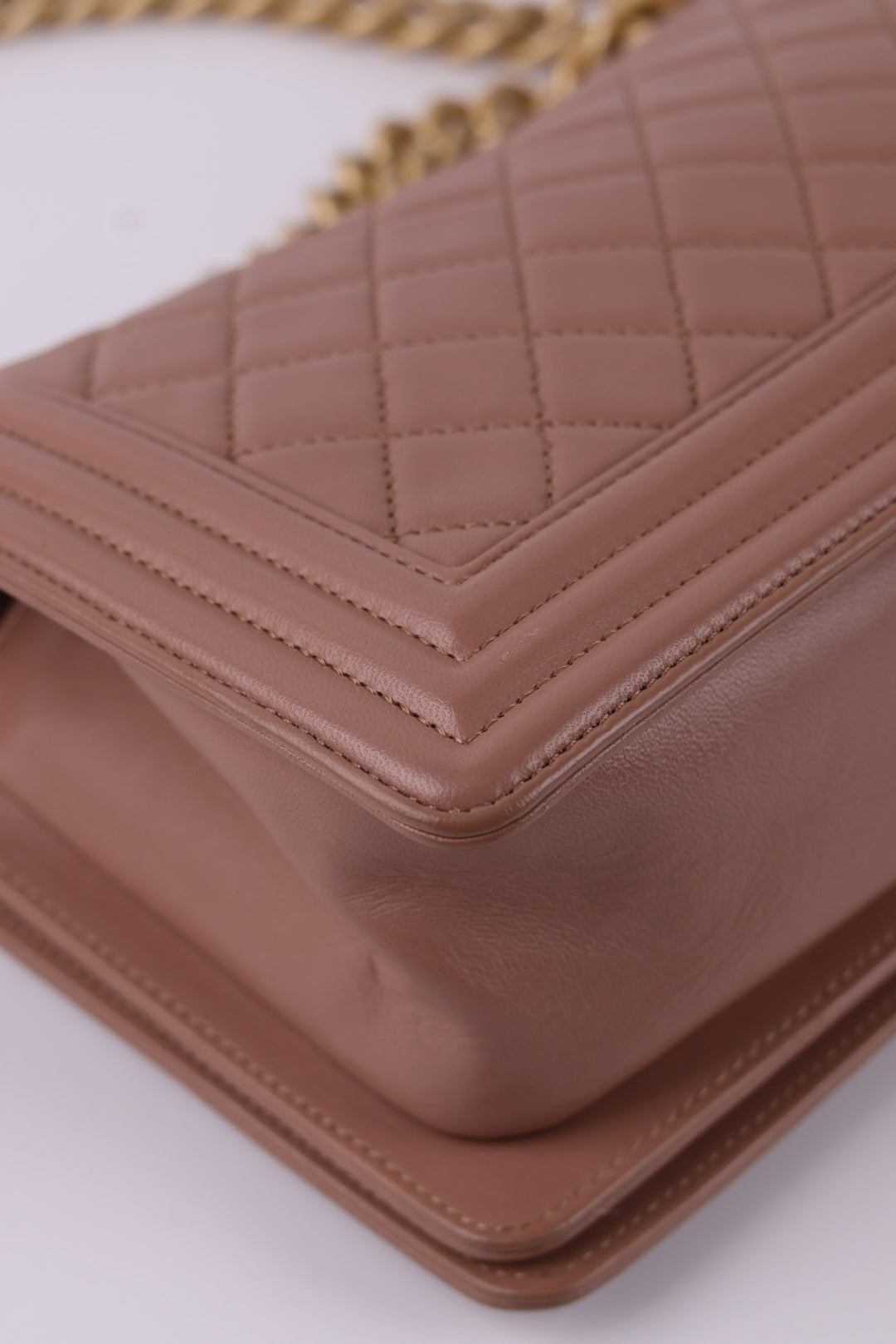 Chanel Boy Media Matelassé