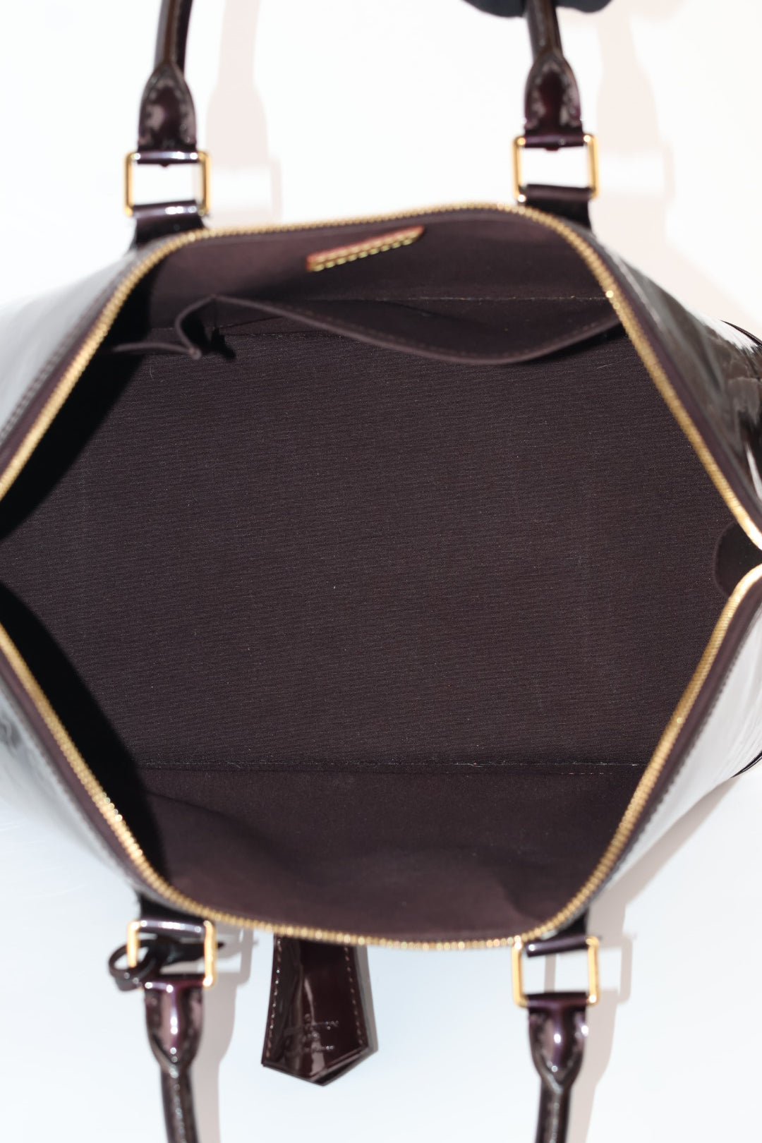 Louis Vuitton Alma MM Vernis