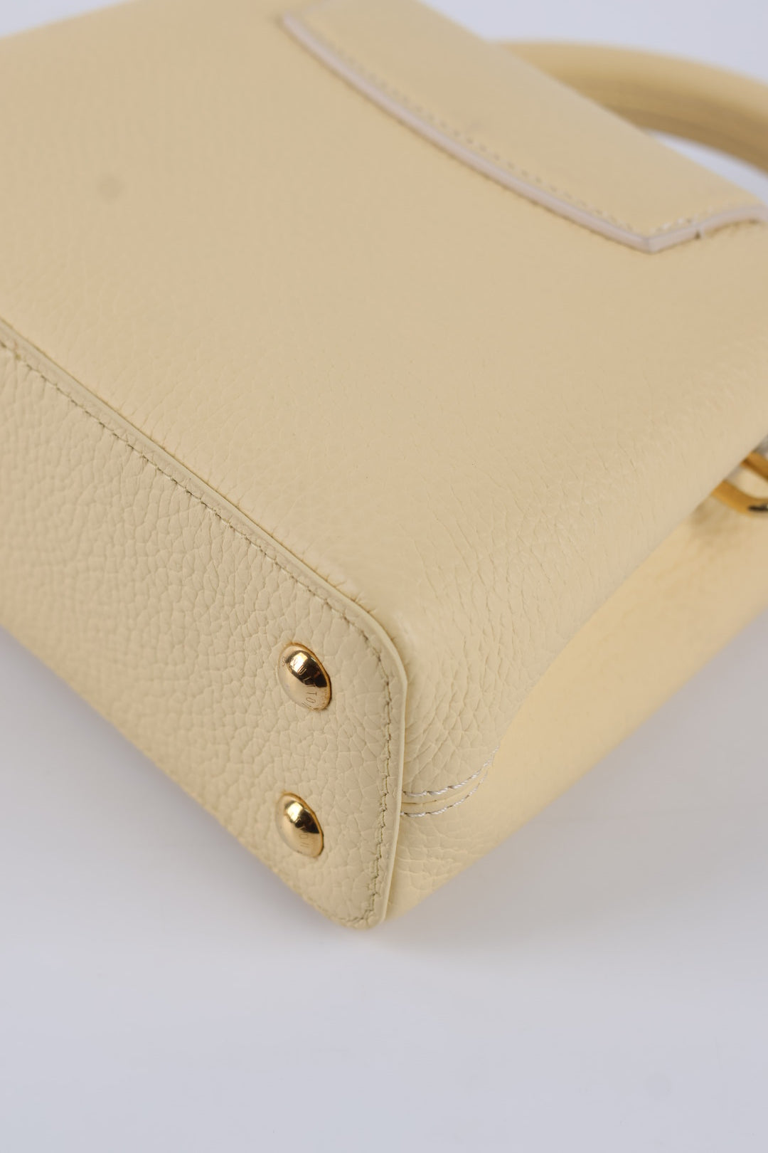 Louis Vuitton Capucines Mini