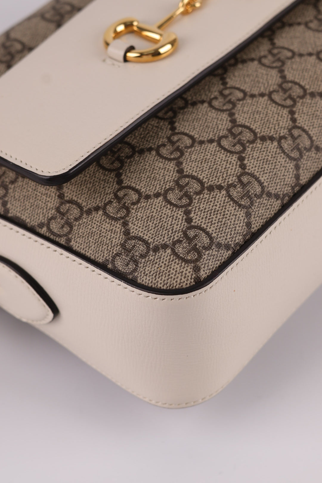 Gucci Horsebit Camera Bag GG Supreme