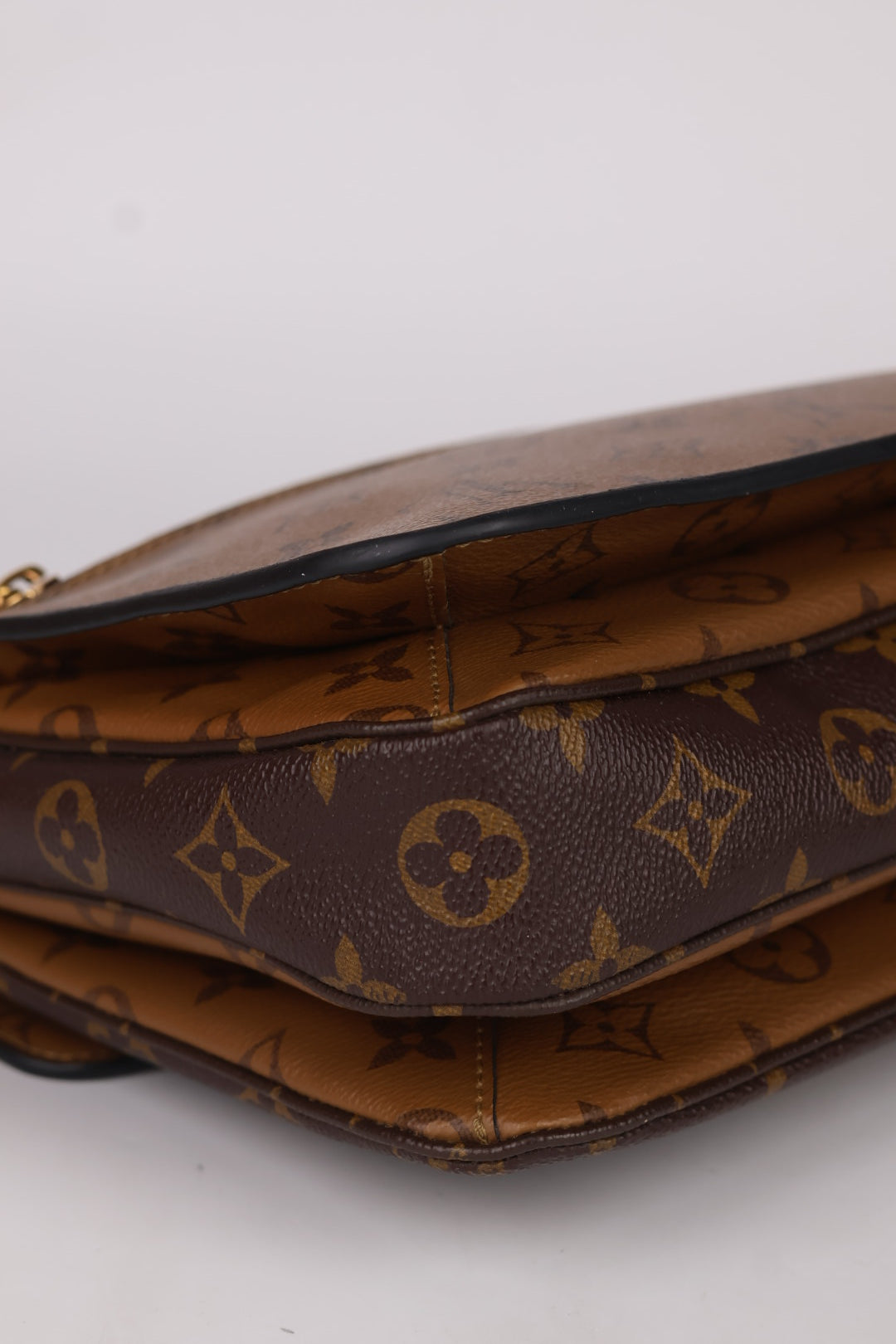 Louis Vuitton Métis Reverse