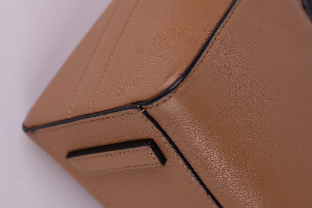 Givenchy Antigona Small in Pelle