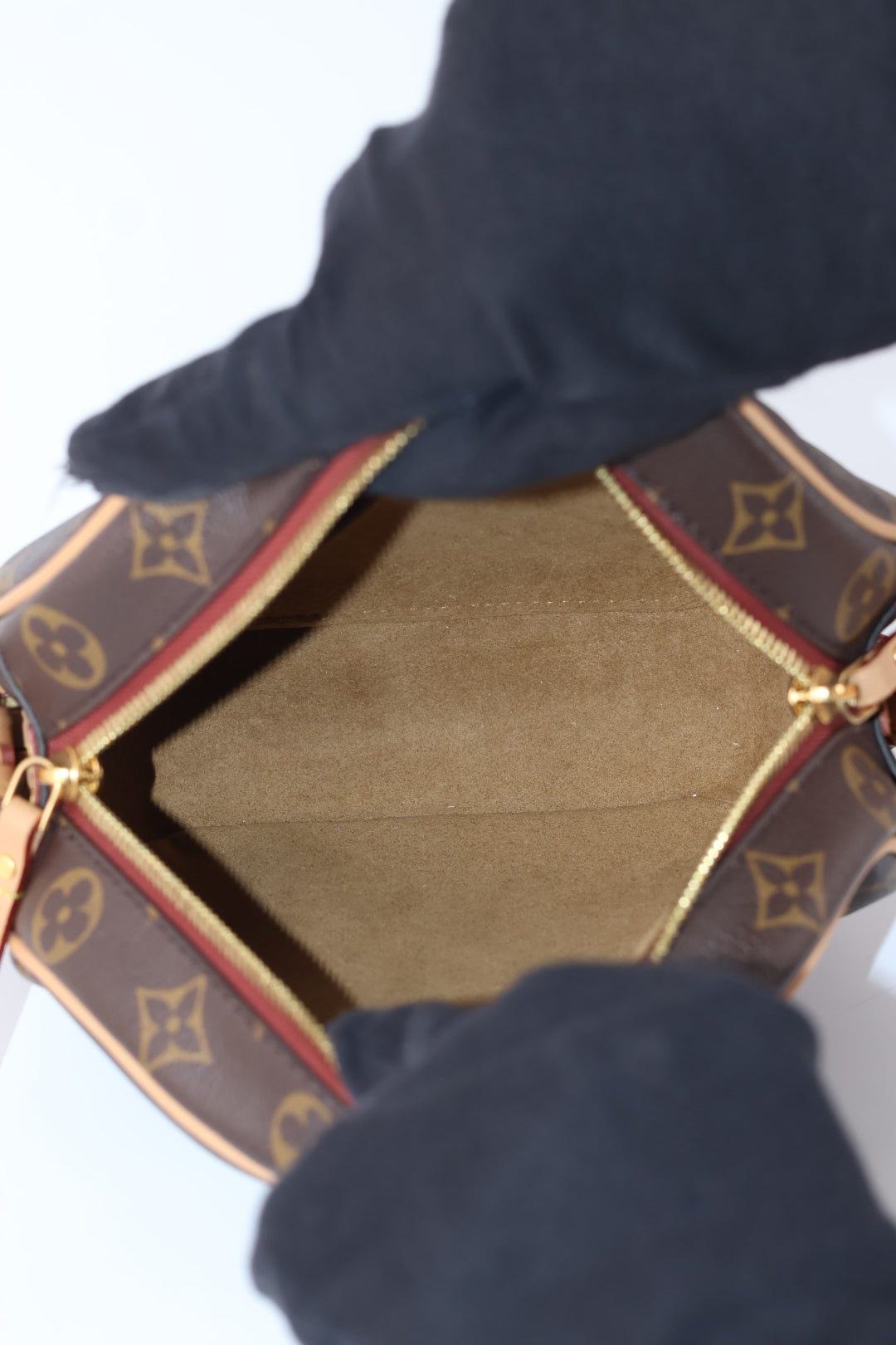 Louis Vuitton Boite Chapeau Souple Monogram