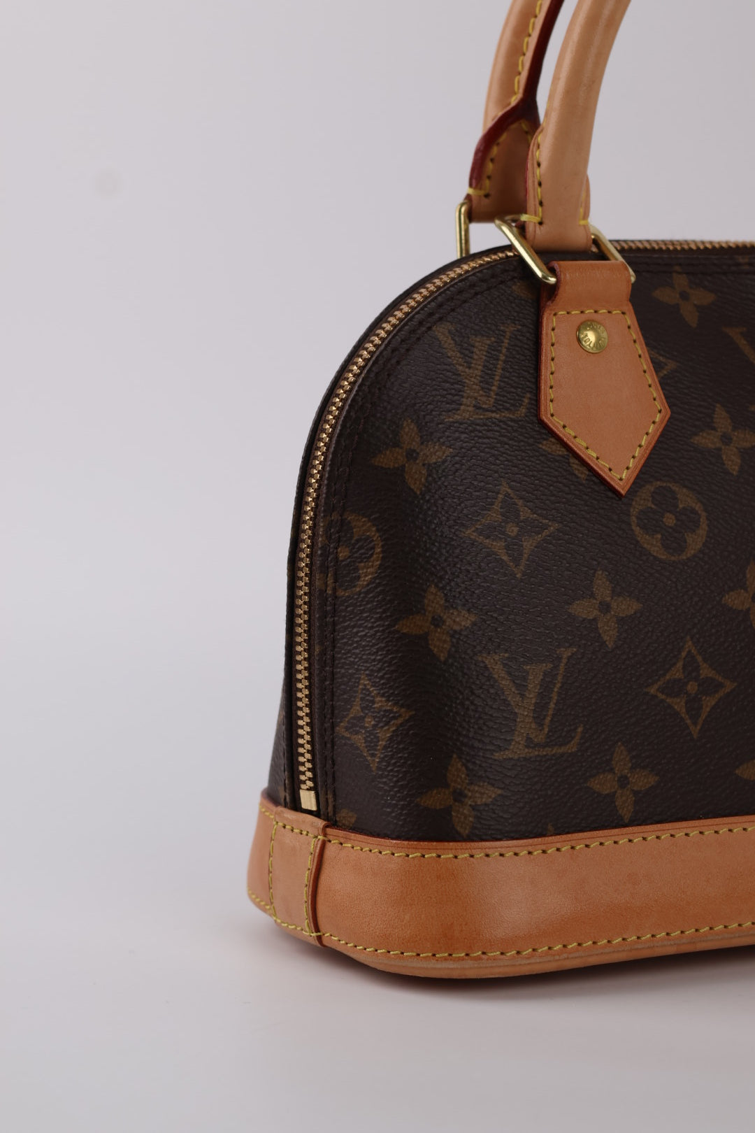 Louis Vuitton Alma BB Monogram