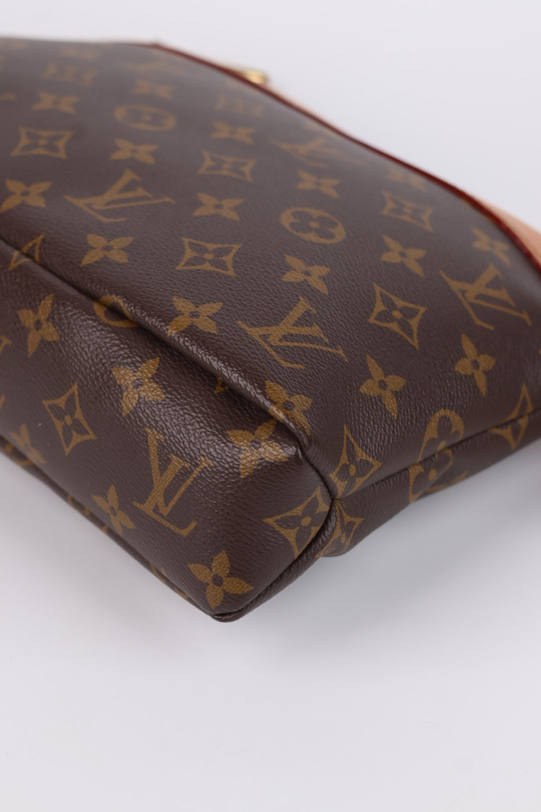 Louis Vuitton Pochette Voyage Souple
