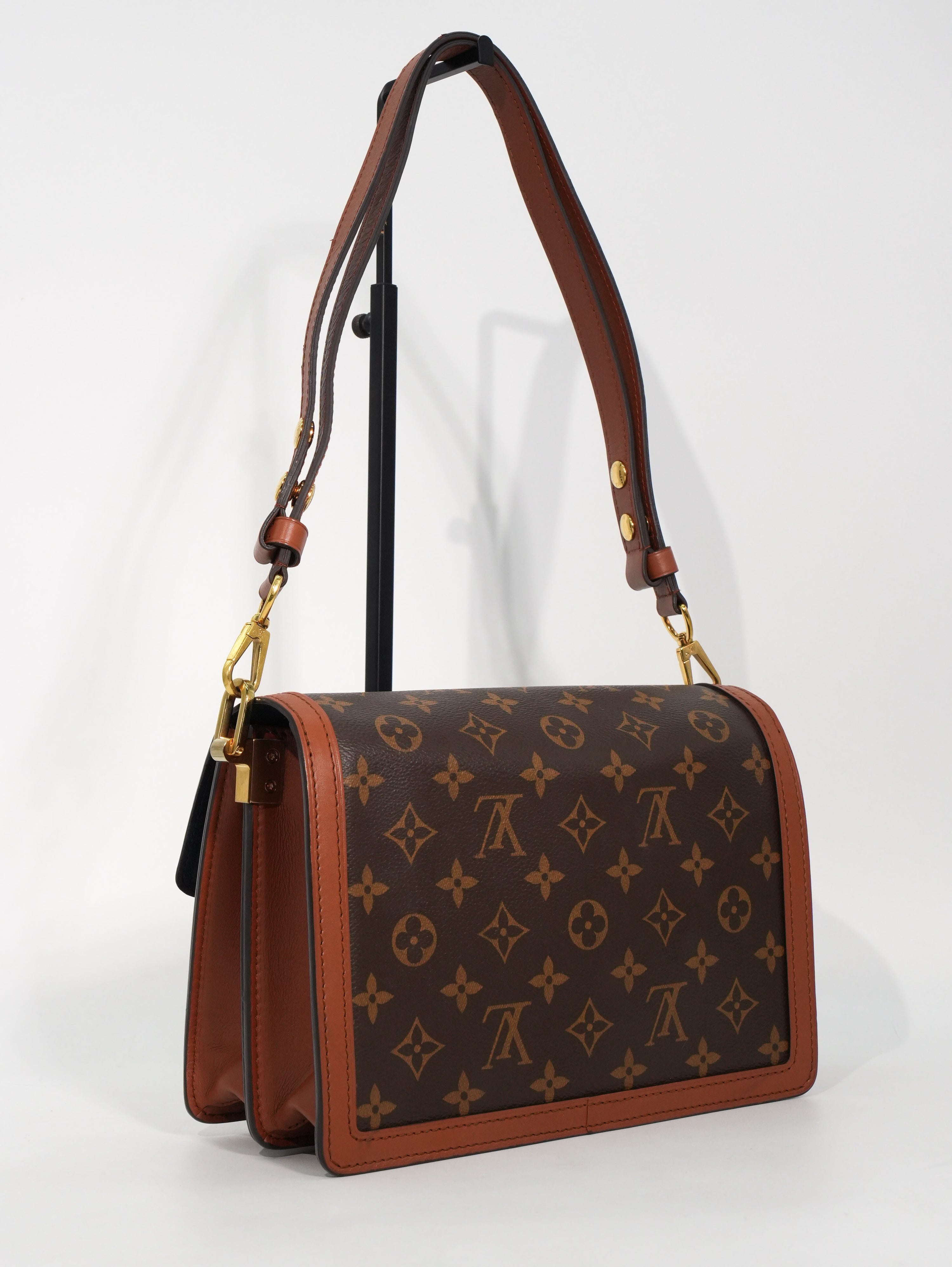 Louis Vuitton Dauphine MM