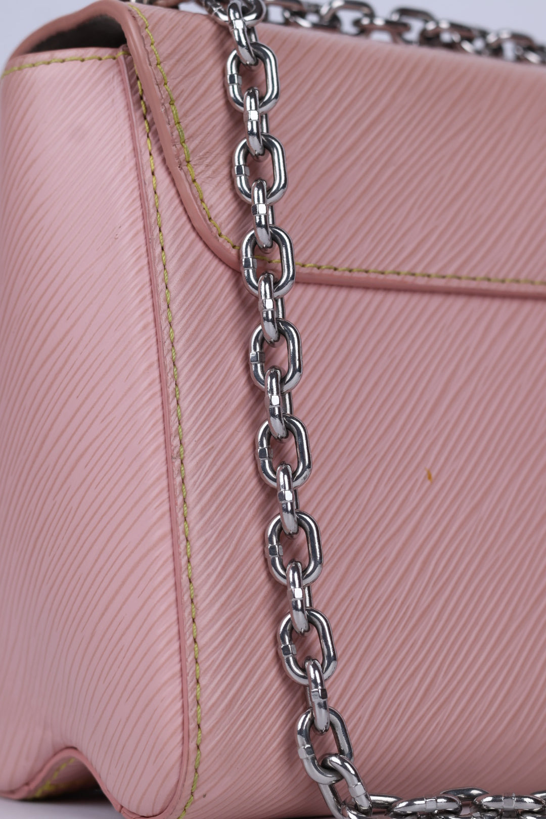 Louis Vuitton Twist MM Epi