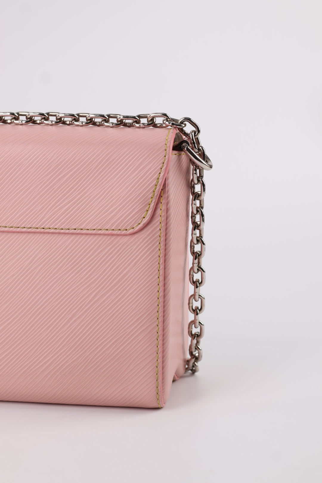 Louis Vuitton Twist MM EPI