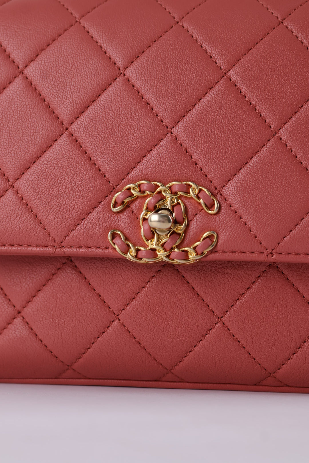 Chanel Infinity Chain Matelassé