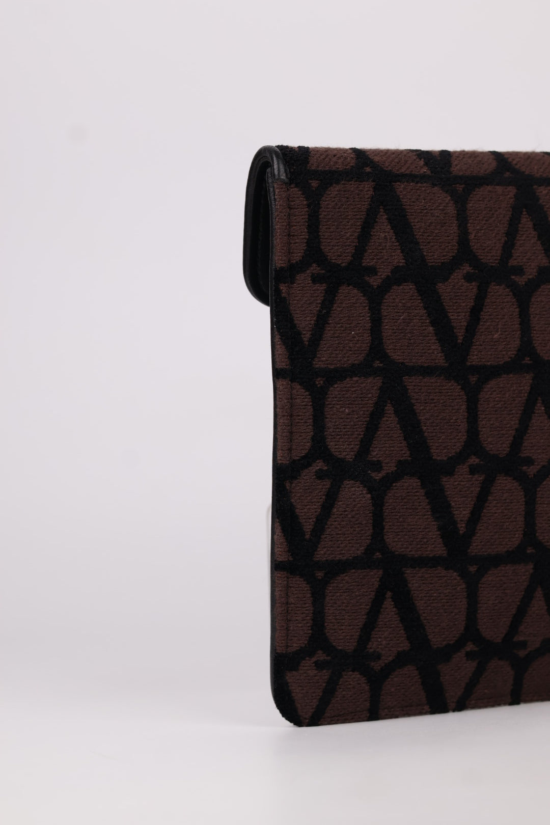 Valentino Locó Pouch Iconographe