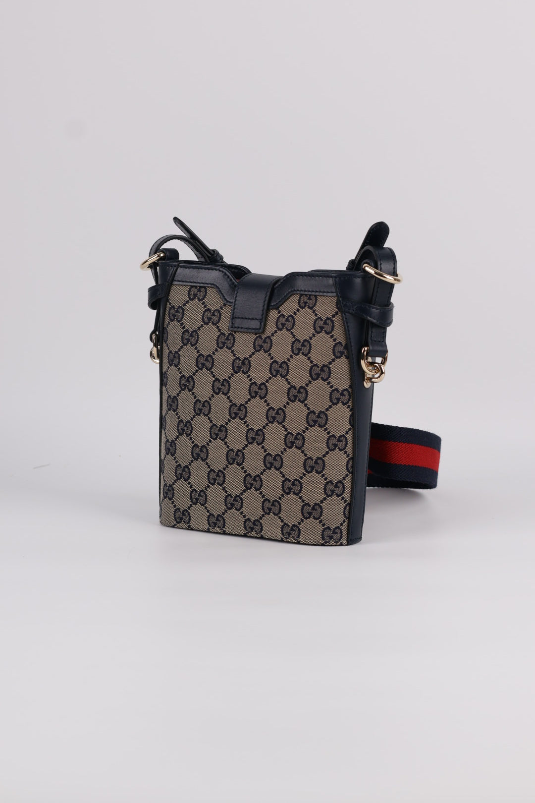 Gucci Mini Bucket Jackie GG Wave