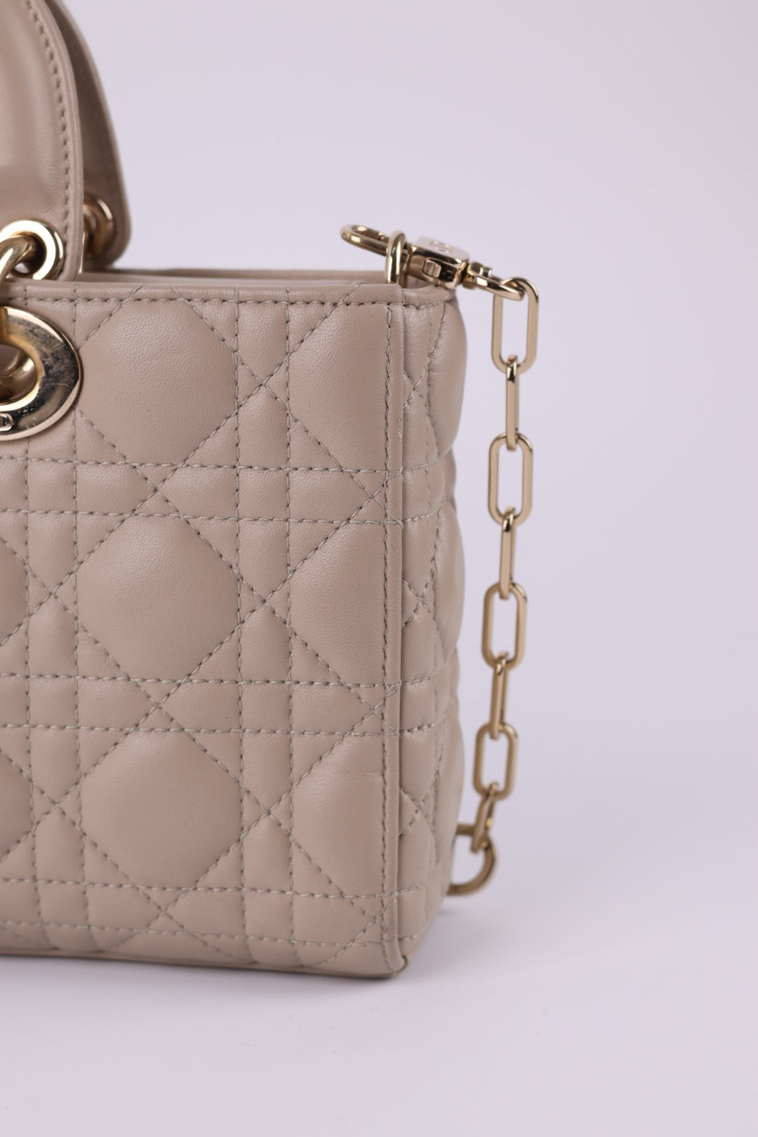 Lady Dior D-Joy Media