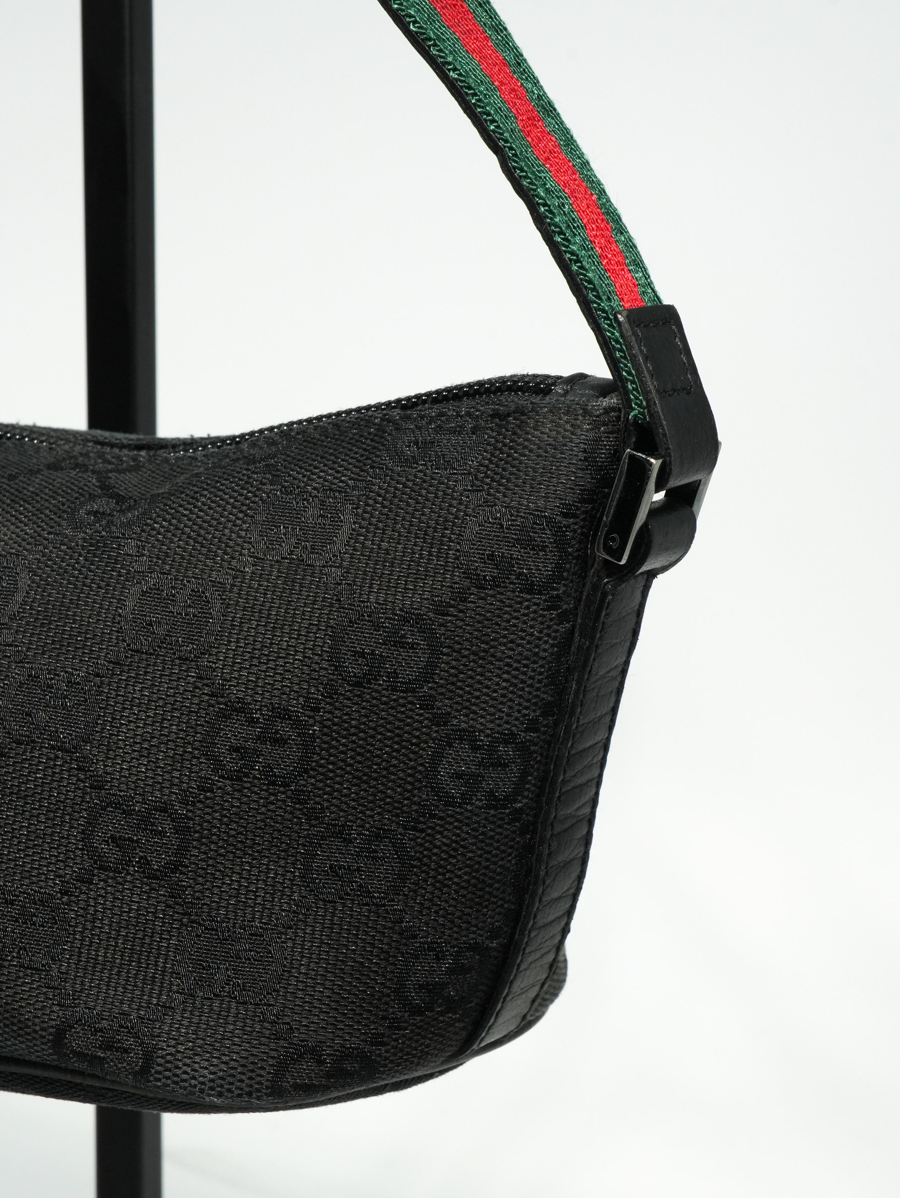 Gucci Boat Bag GG Wave