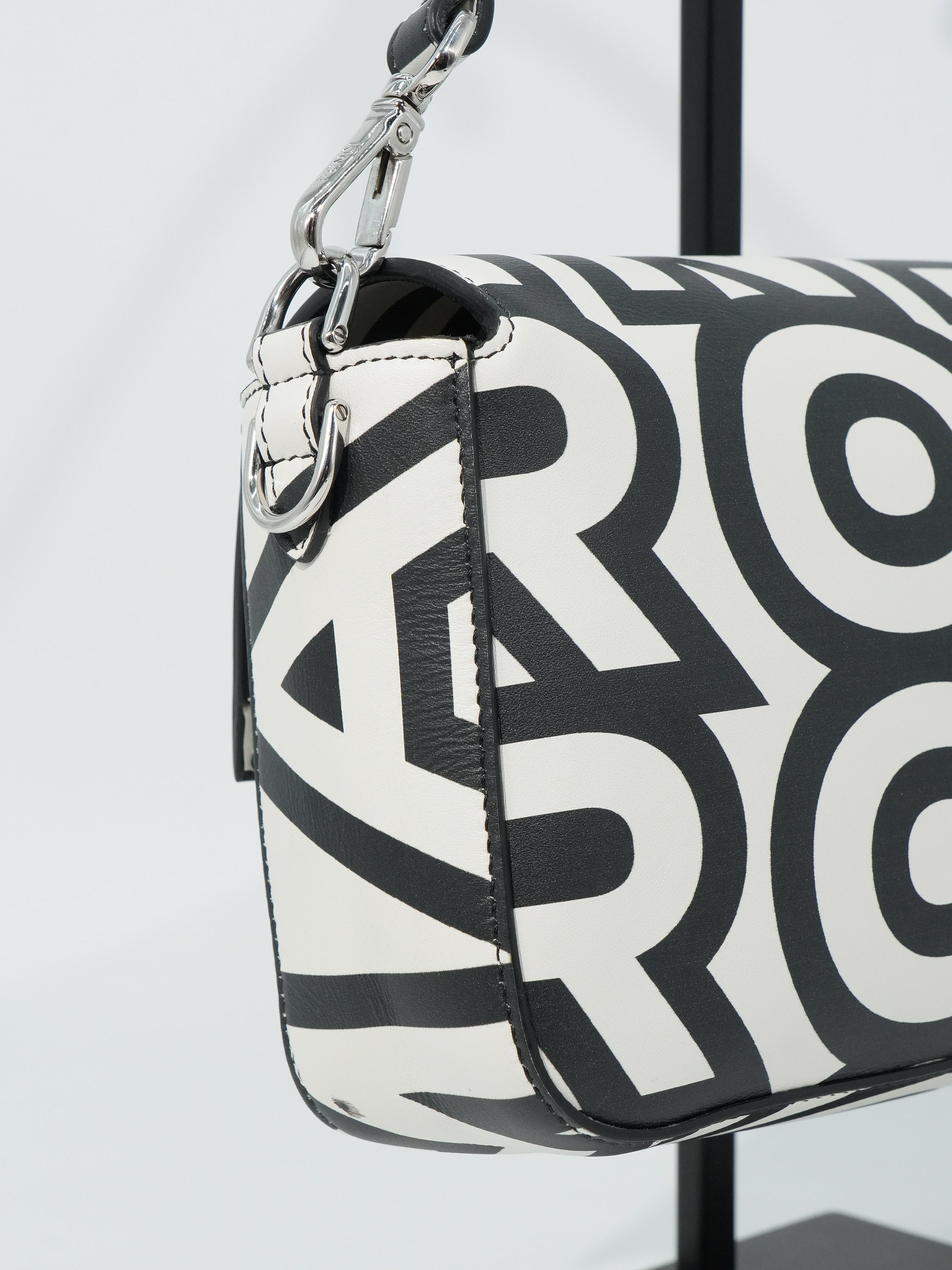 Fendi Baguette Media Marc Jacobs