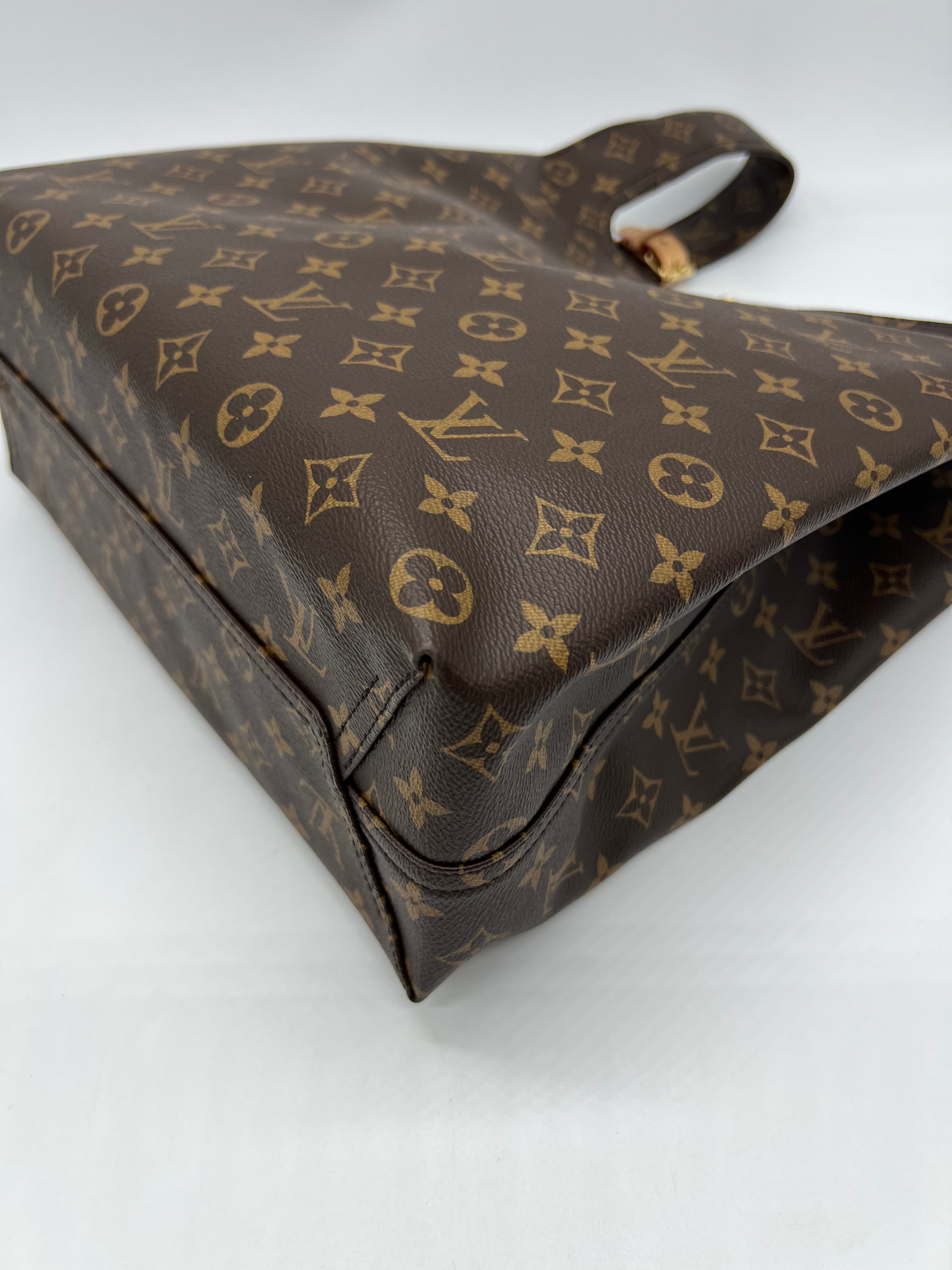 Louis Vuitton Atlantis GM Monogram