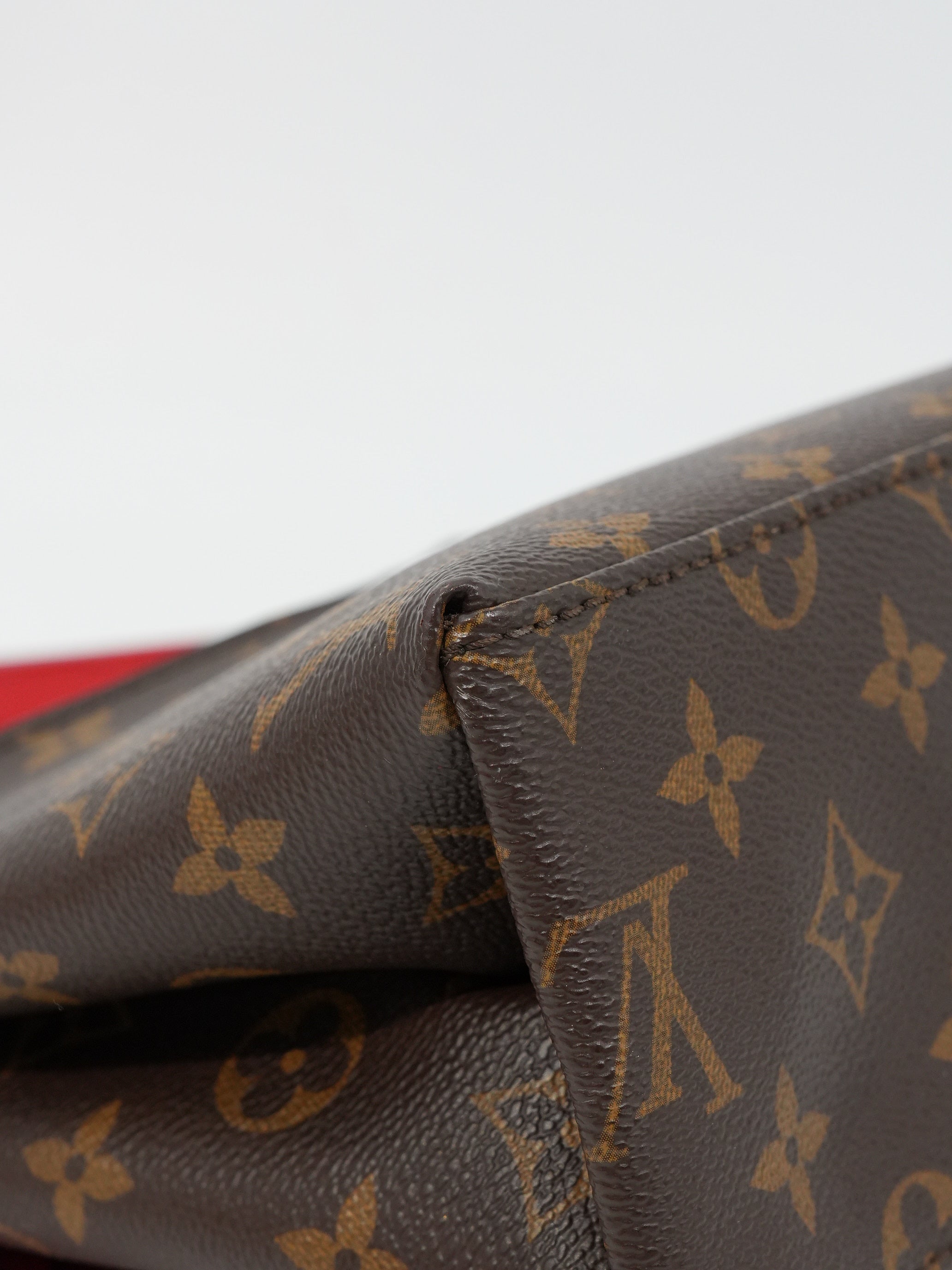 Louis Vuitton Saint Michel