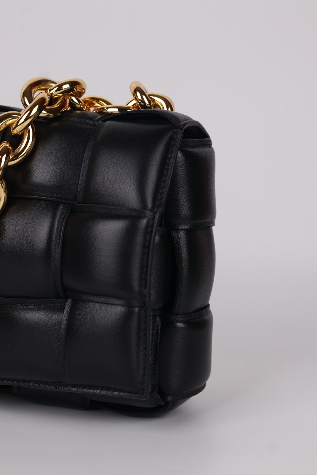 Bottega Veneta Chain Cassette