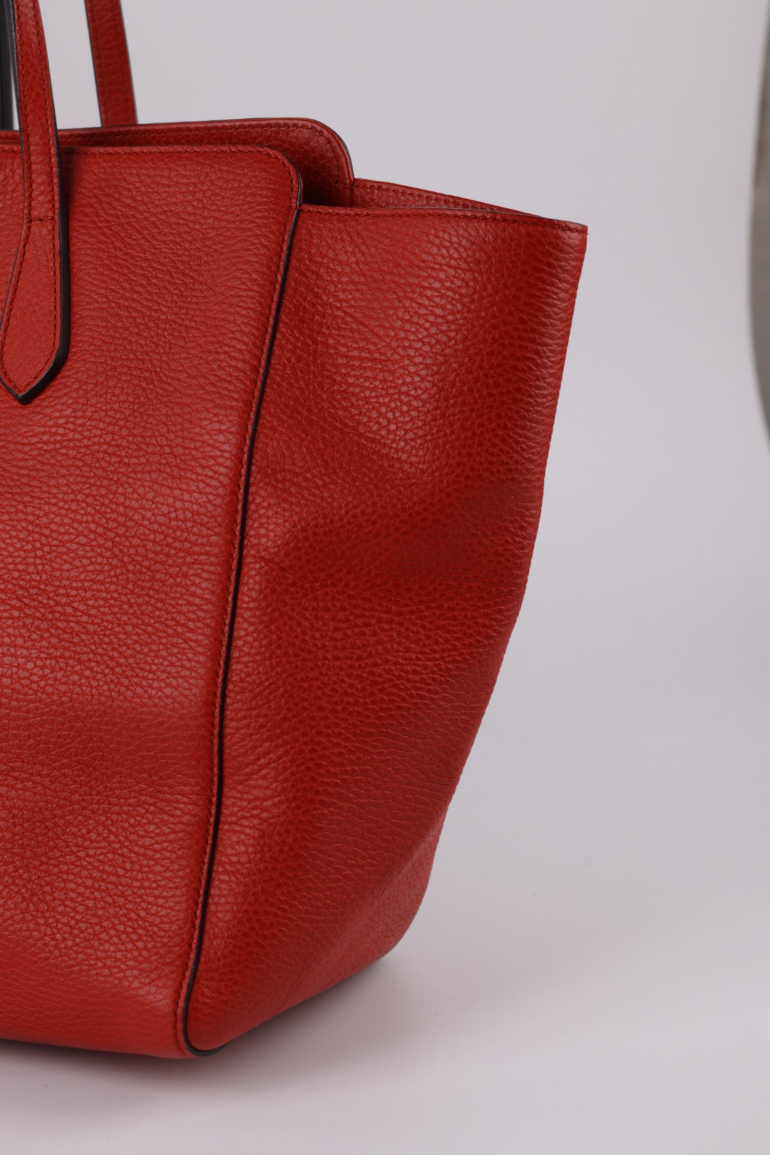 Gucci Tote Swing Large