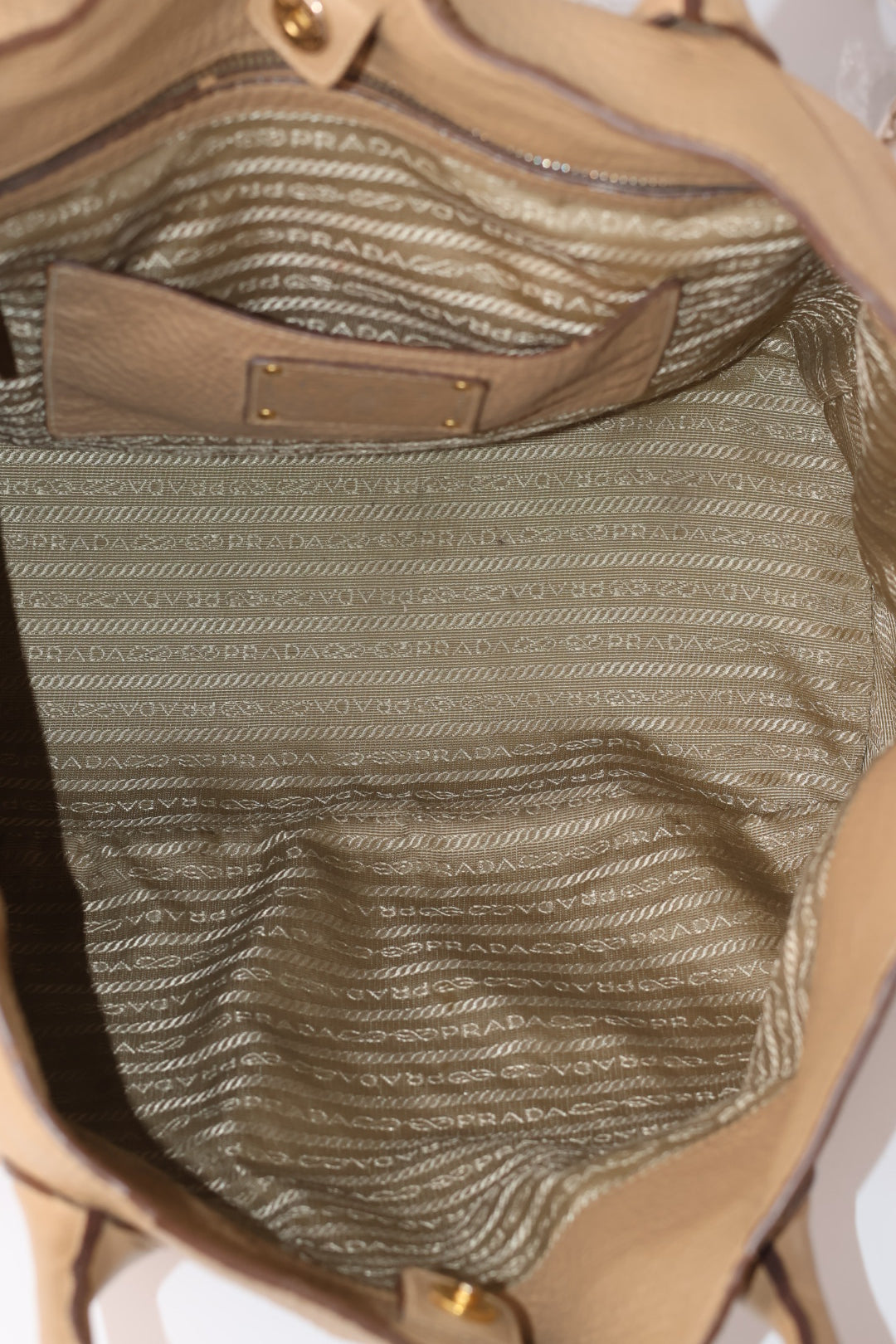 Prada Tote in Pelle