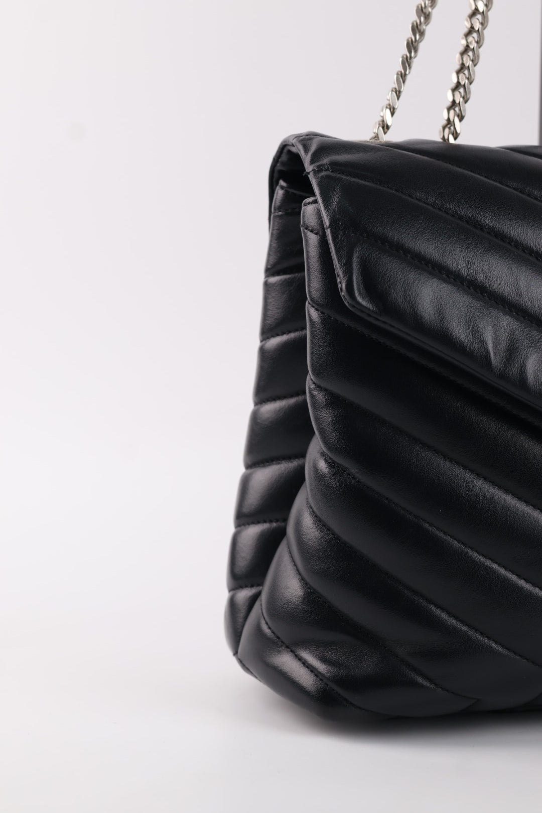 Saint Laurent Lou Lou Media