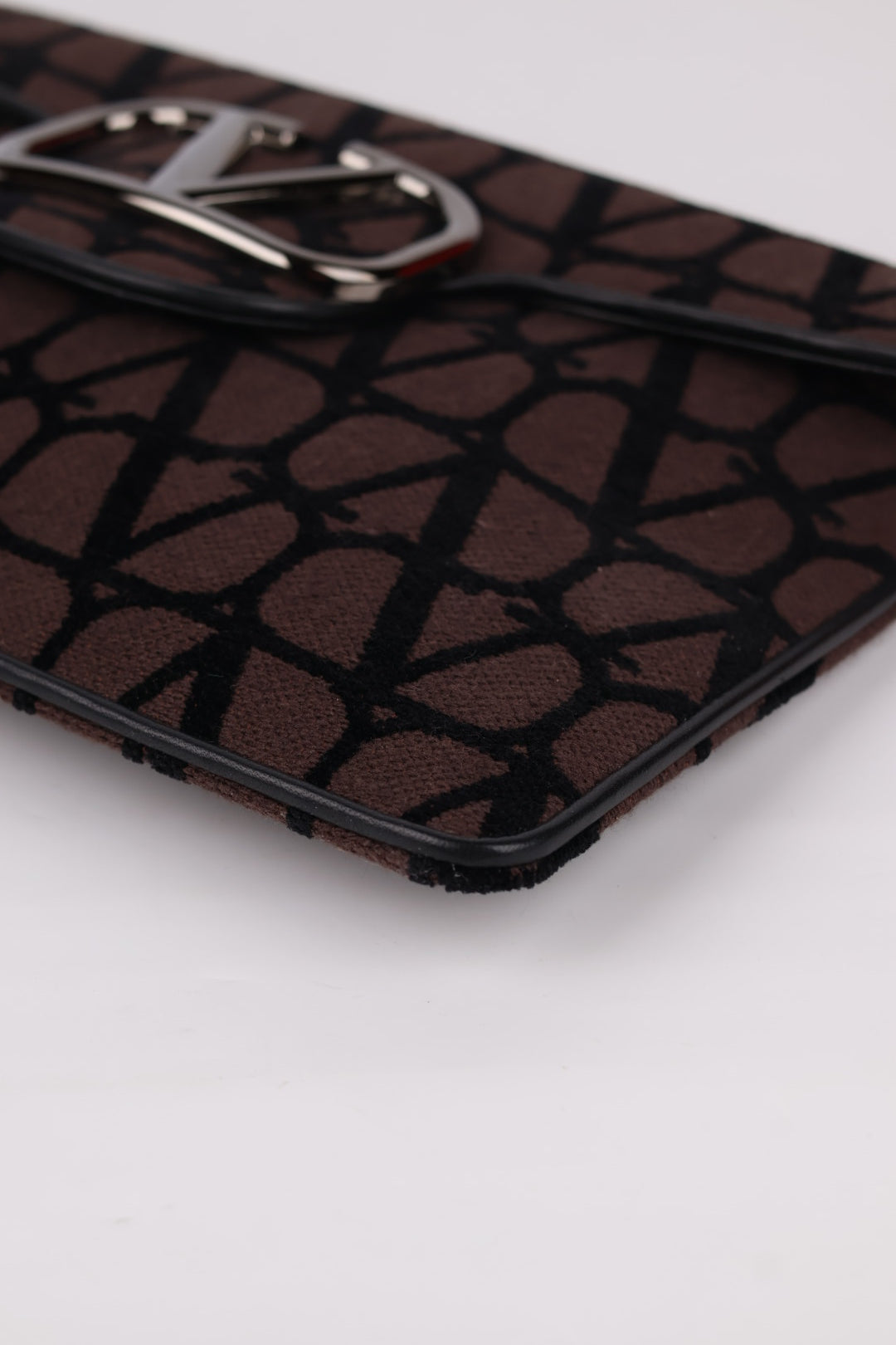 Valentino Locó Pouch Iconographe