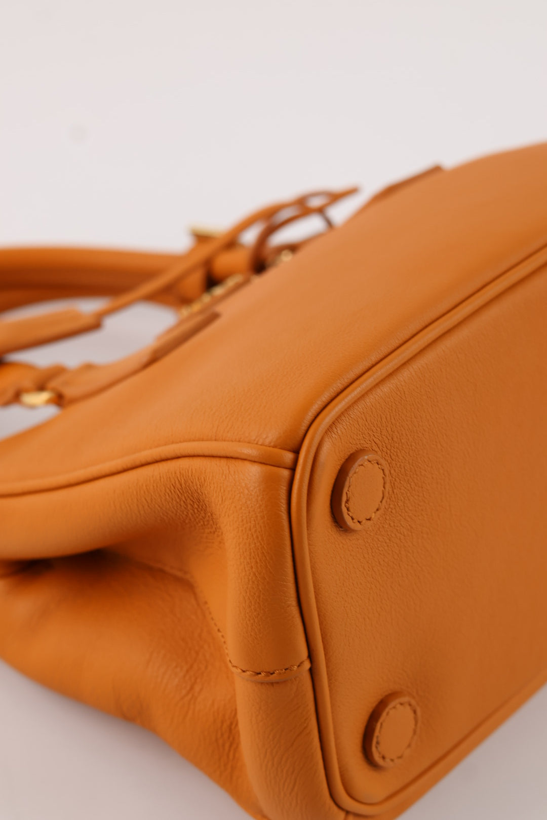 Prada Galleria Small in Pelle