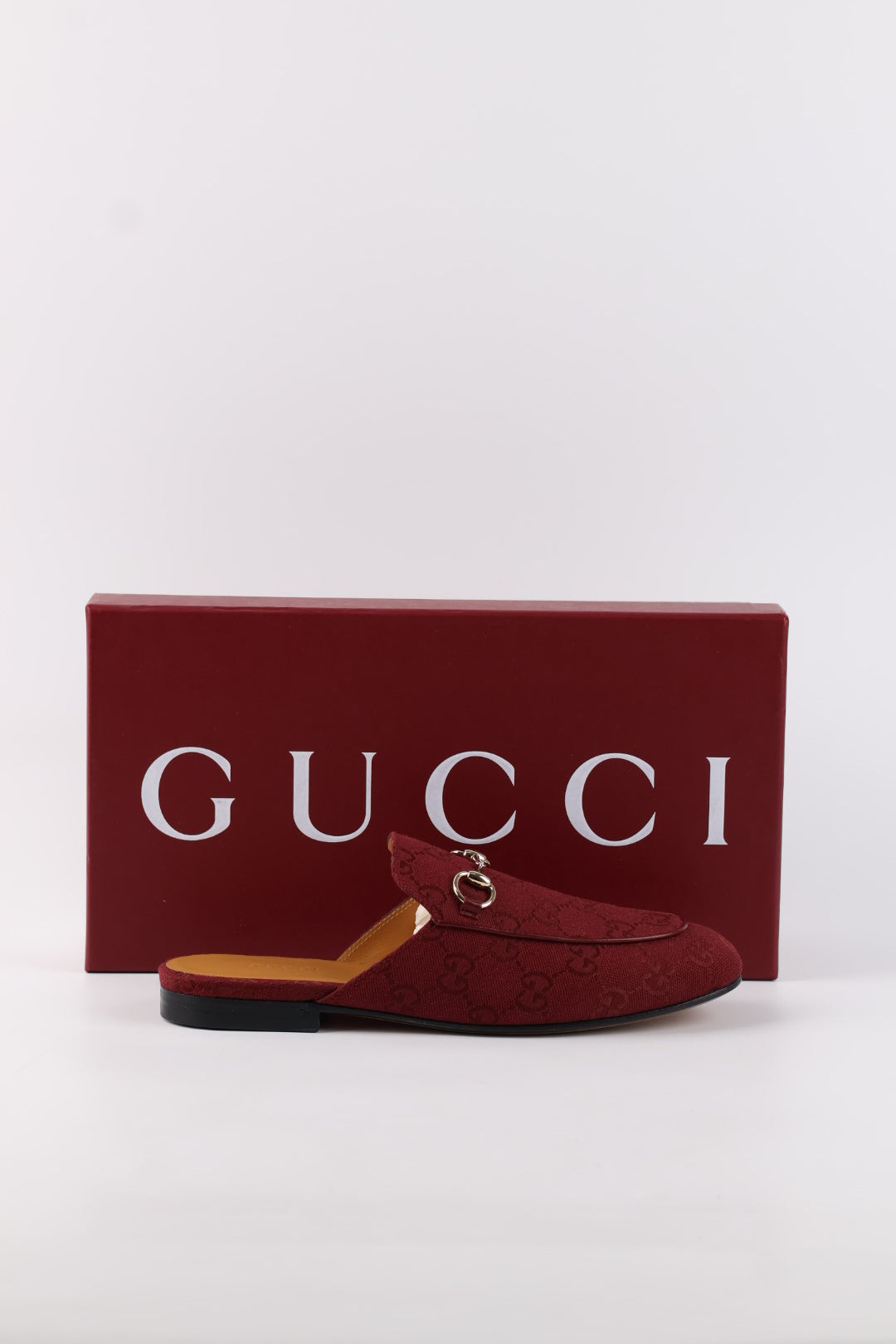 Gucci Slippers Princetown GG Supreme