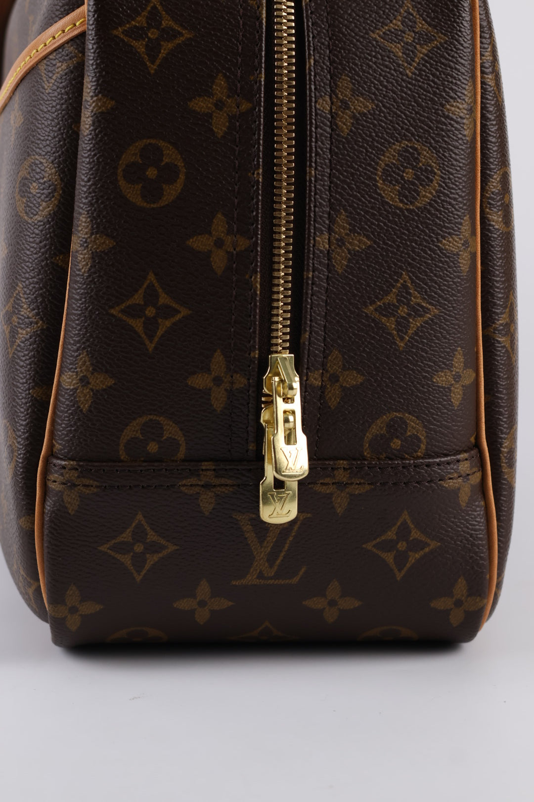 Louis Vuitton Deauville Monogram