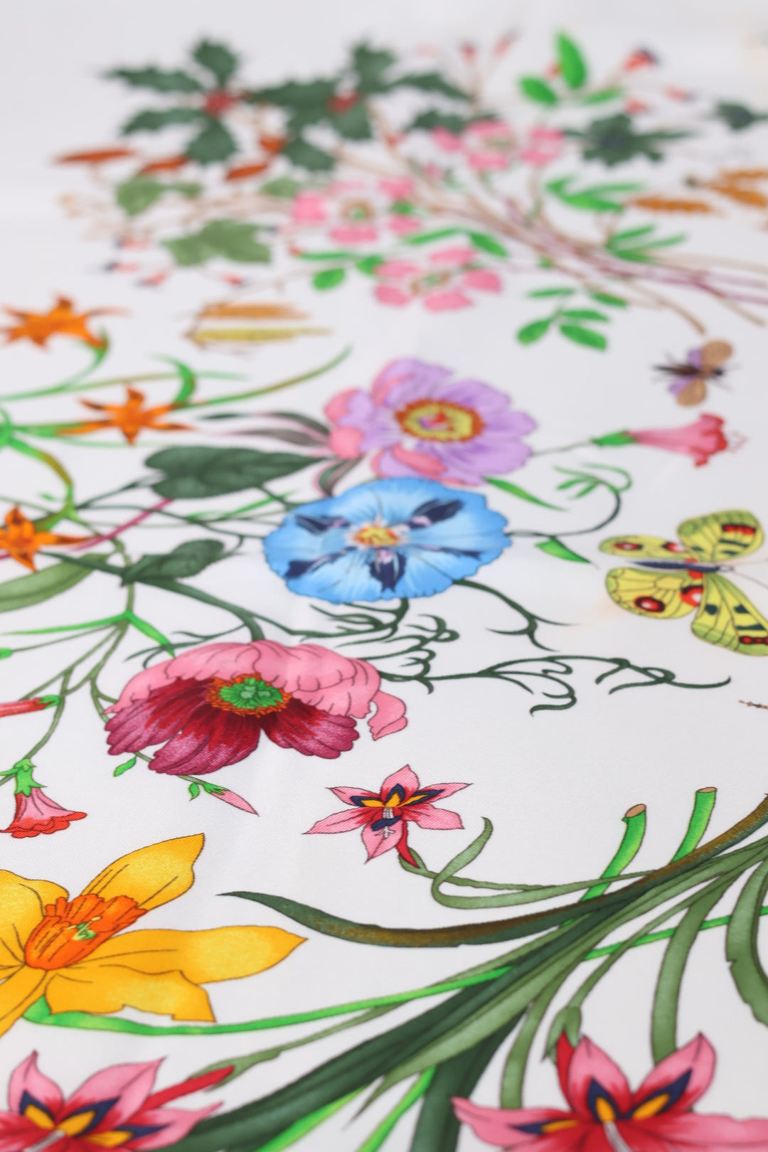 Gucci Foulard Flora