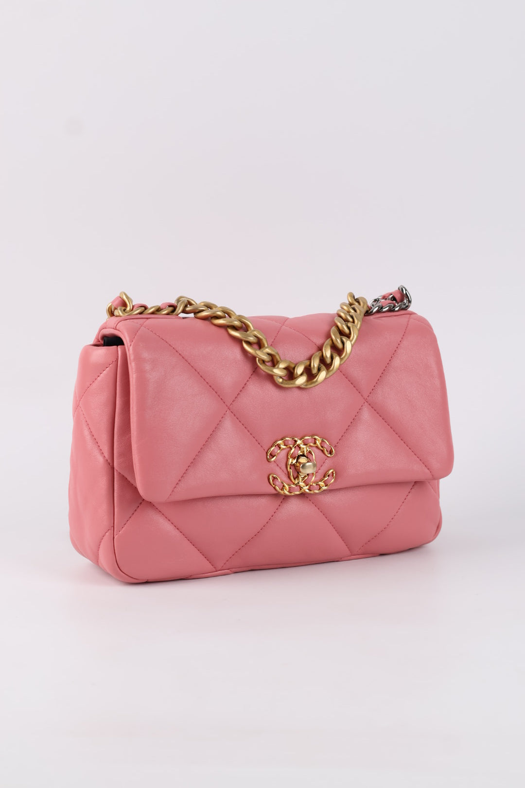 Chanel 19 in Pelle d’Agnello