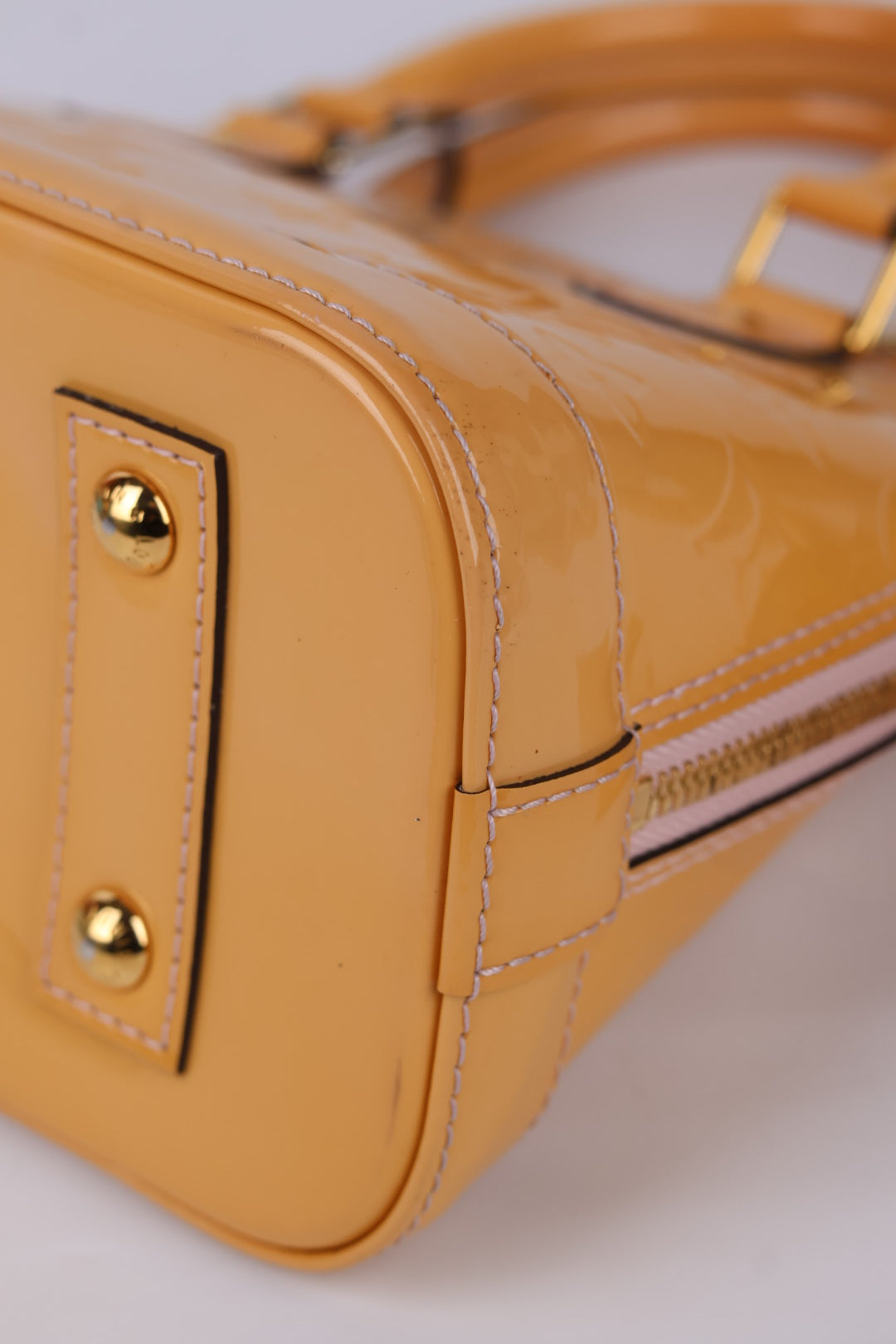 Louis Vuitton Alma BB Vernis