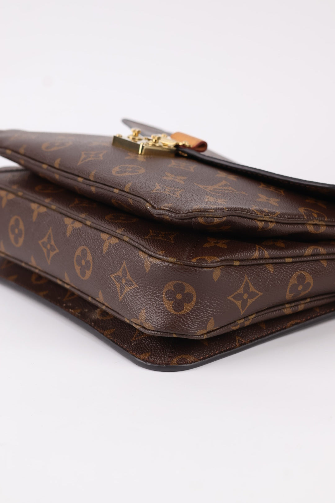 Louis Vuitton Métis Monogram