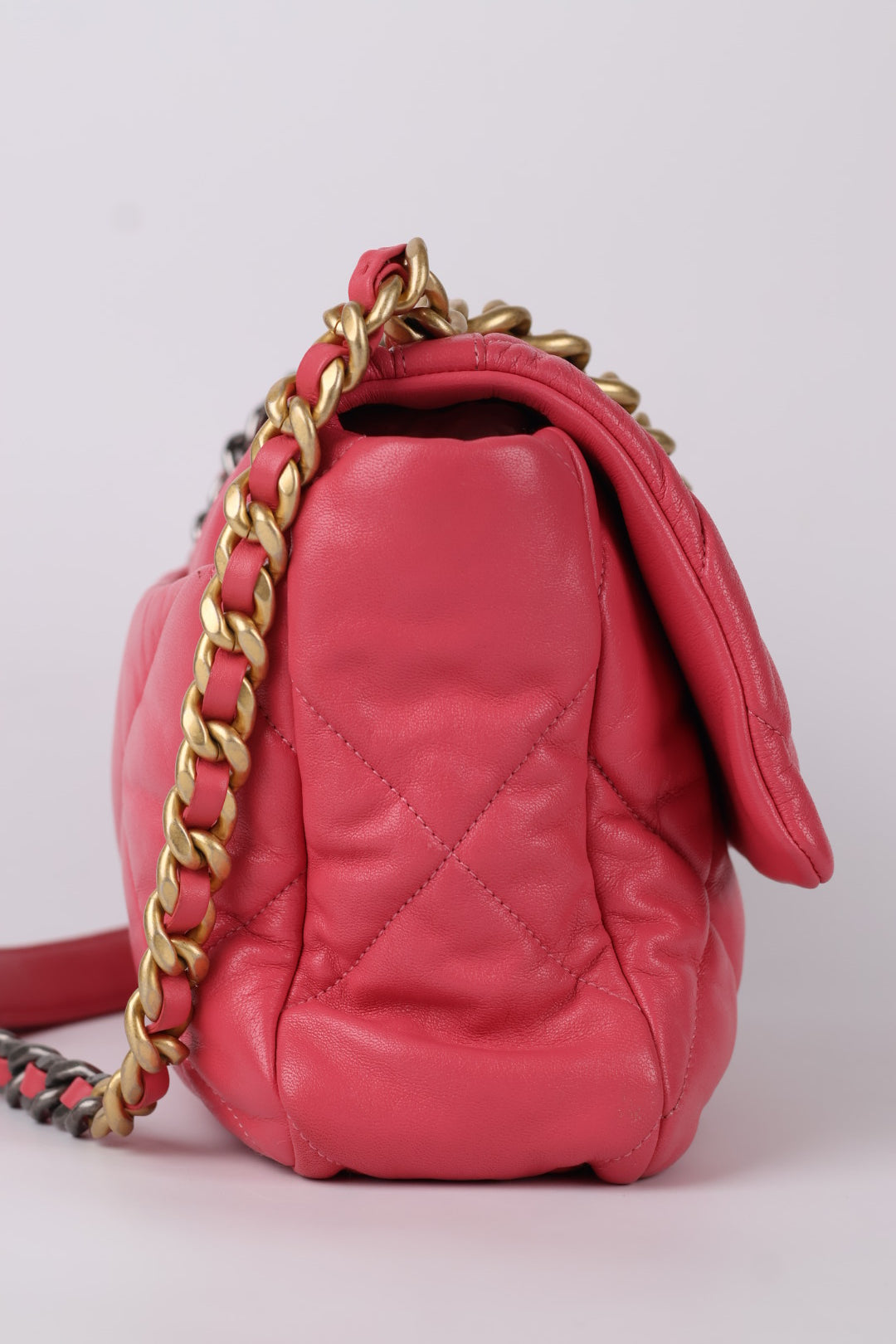 Chanel 19 Media in Pelle d’Agnello