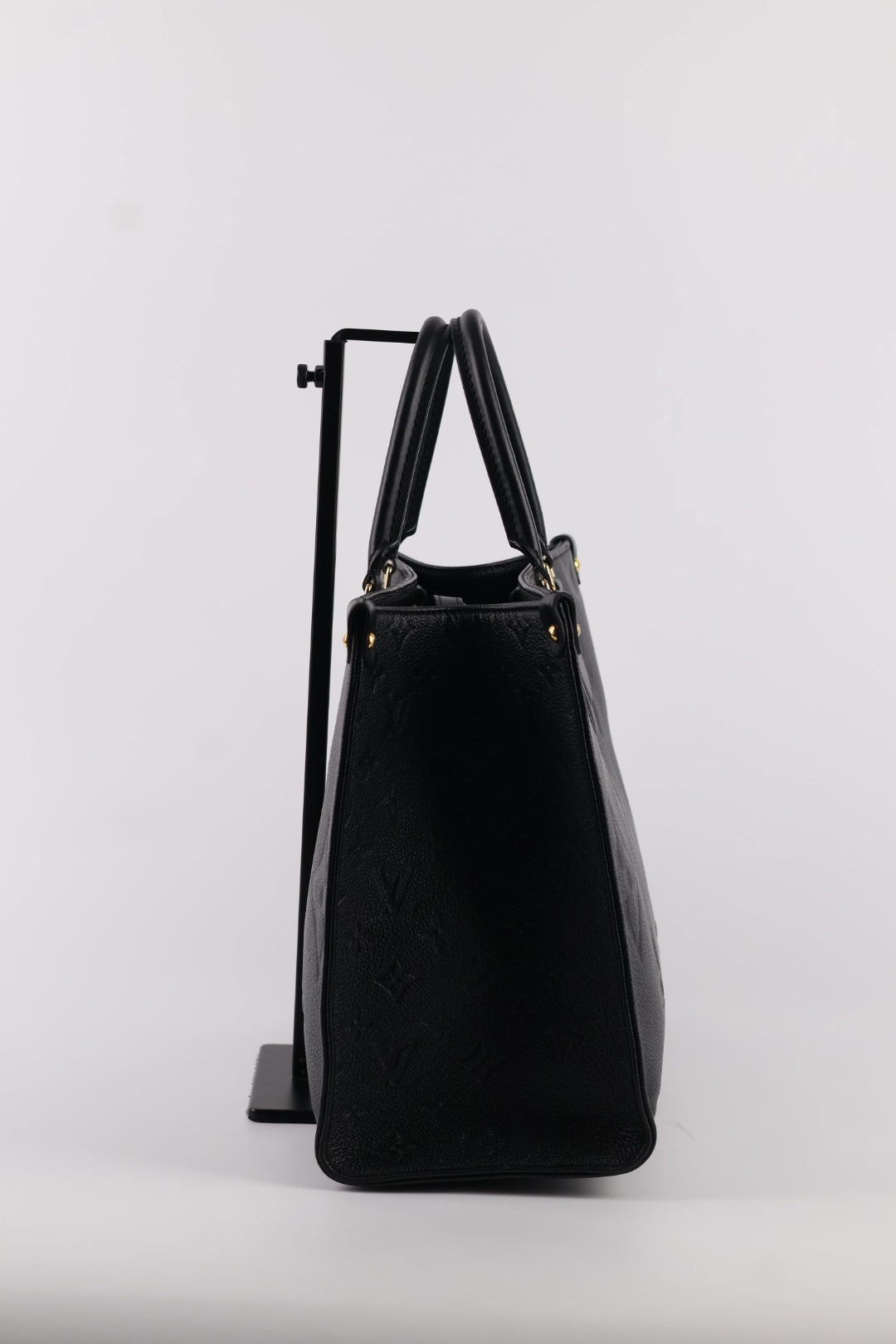 Louis Vuitton OnTheGo MM