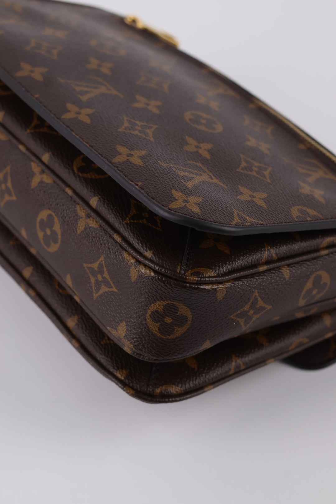 Louis Vuitton Métis Monogram