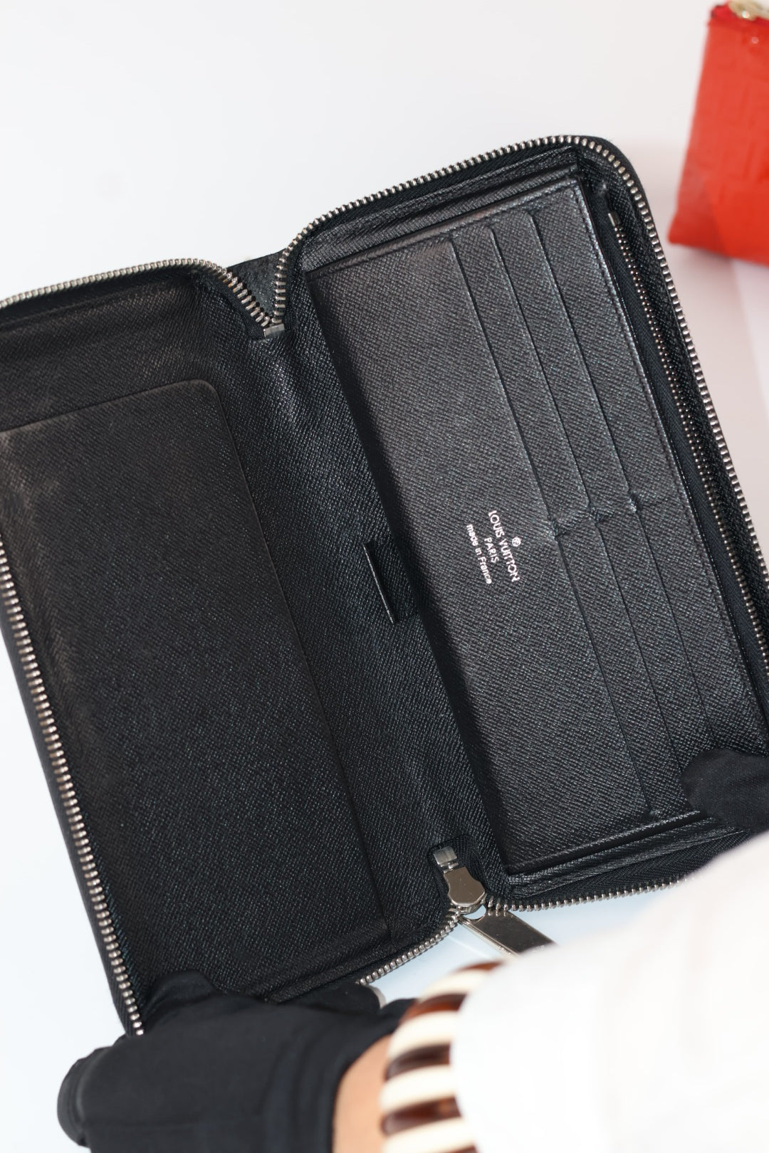 Louis Vuitton Portafoglio Zippy Epi