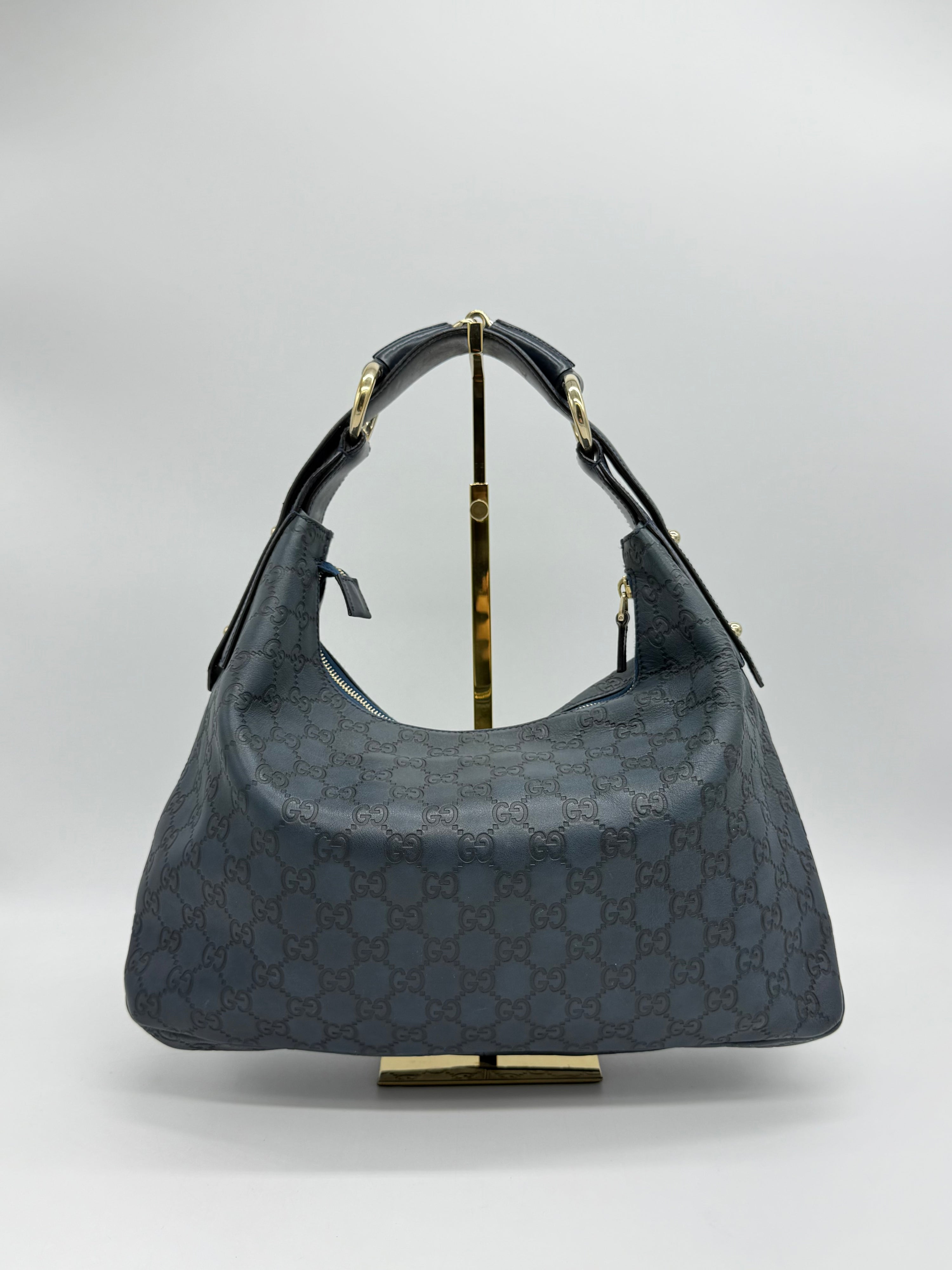Gucci Hobo GG Signature