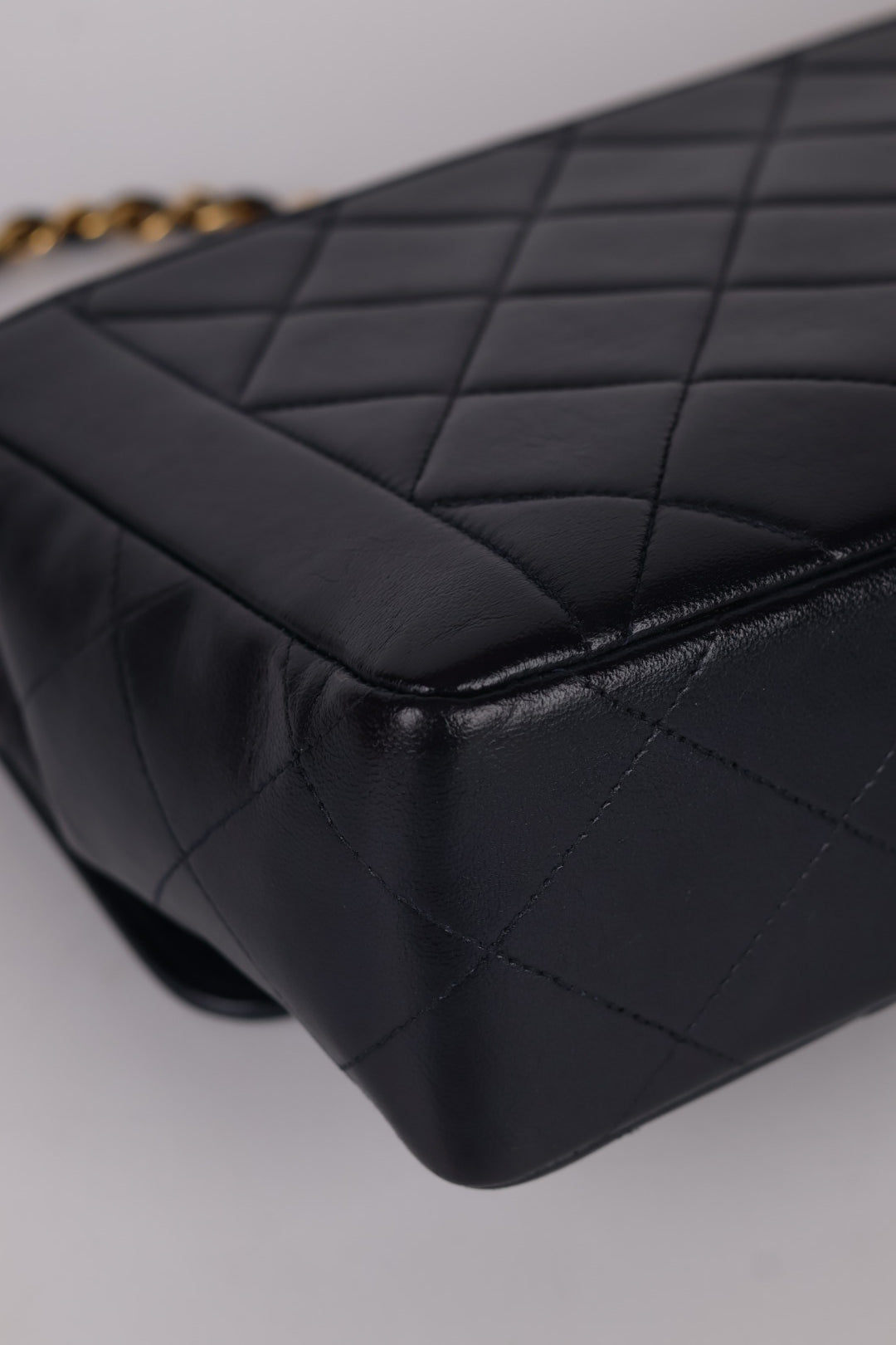 Chanel Classic Flap Vintage Matelassé