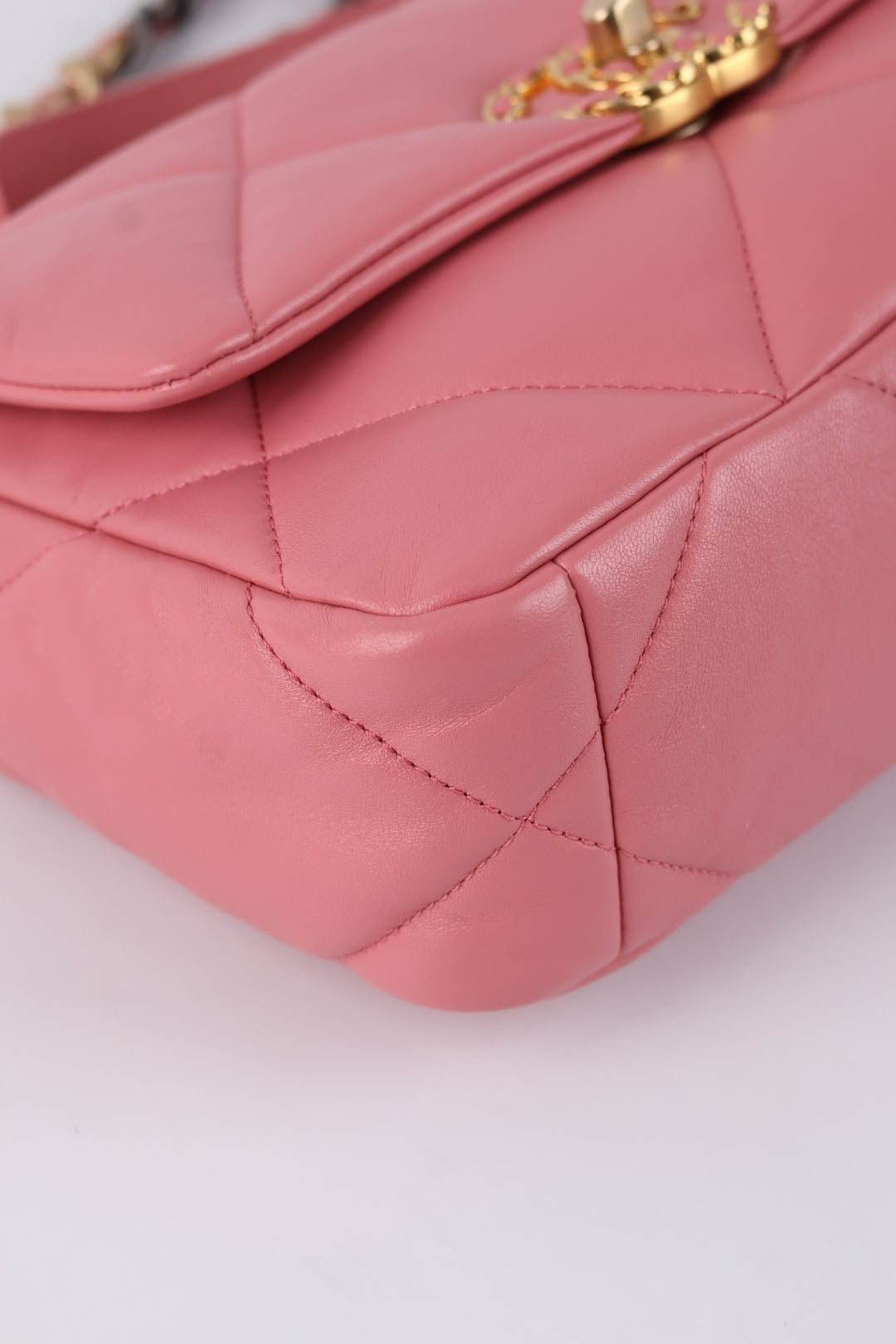 Chanel 19 in Pelle d’Agnello