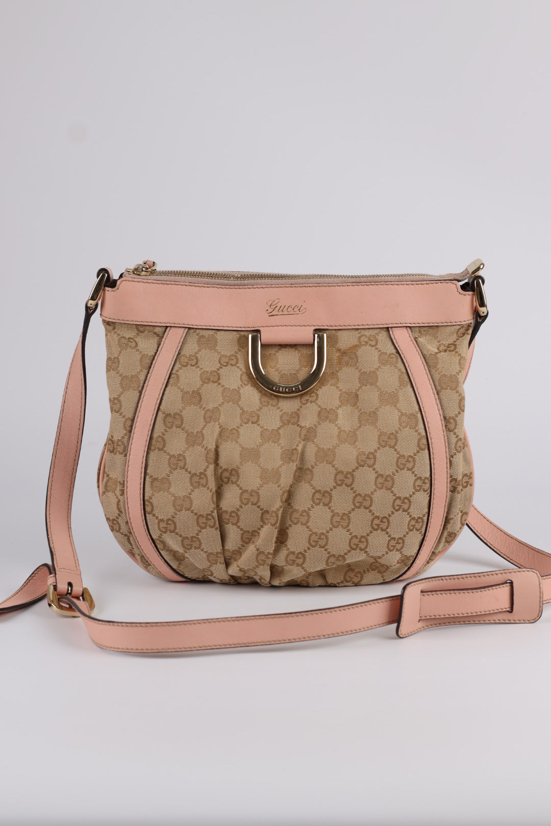 Gucci Tracolla D Ring GG Wave